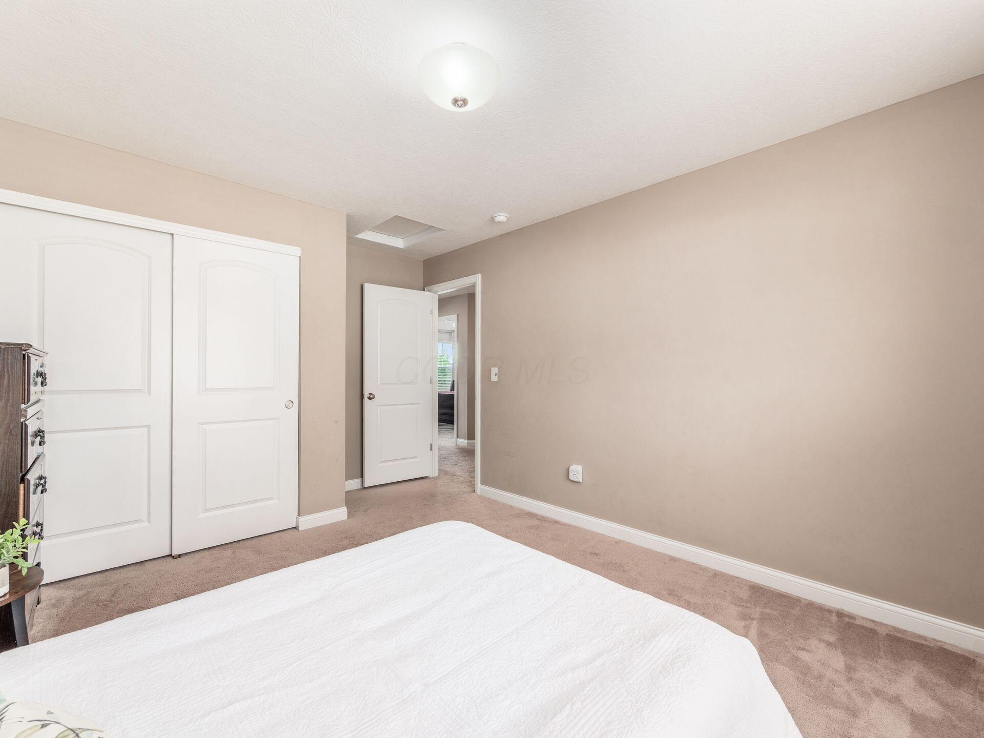 6856 Morningside Heights Place