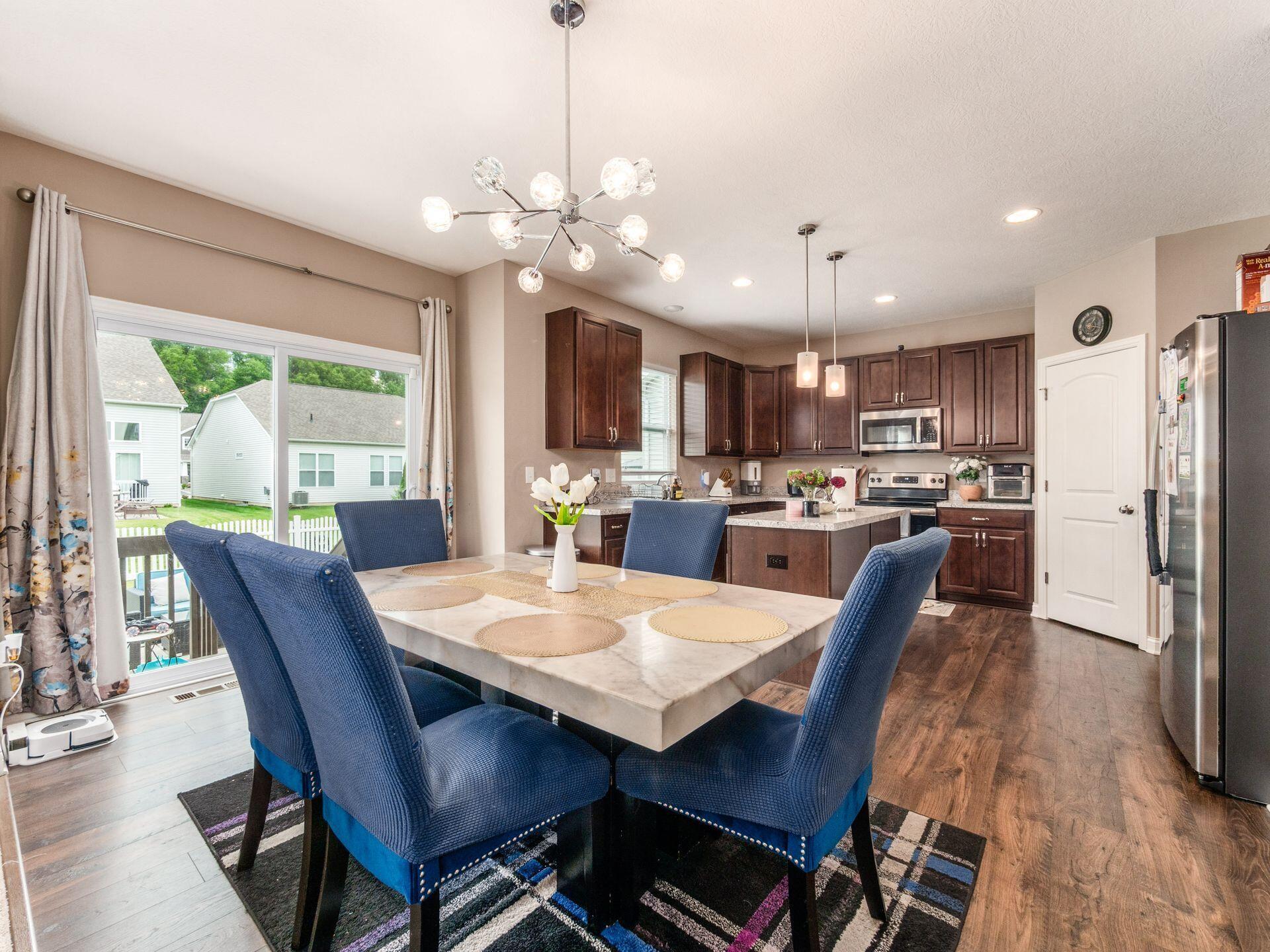 6856 Morningside Heights Place
