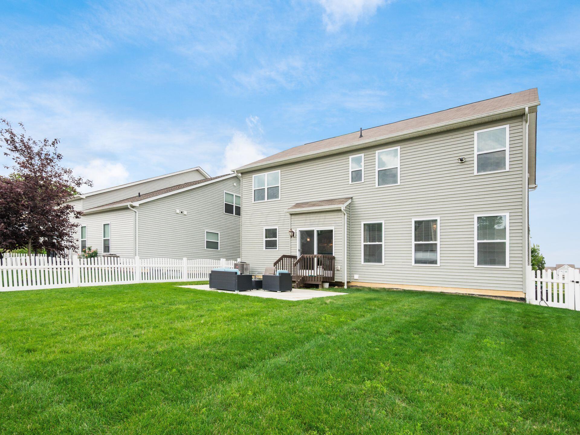 6856 Morningside Heights Place