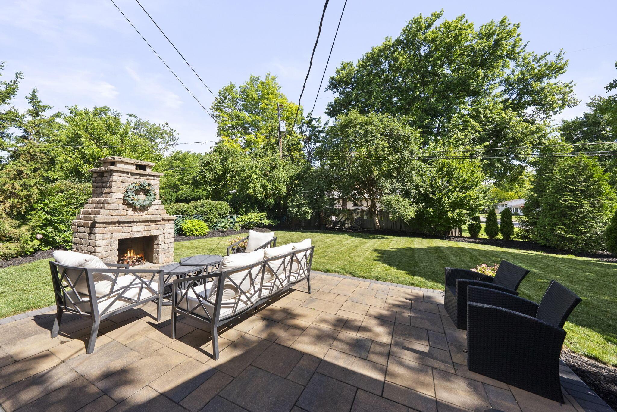 1578 College Hill Drive