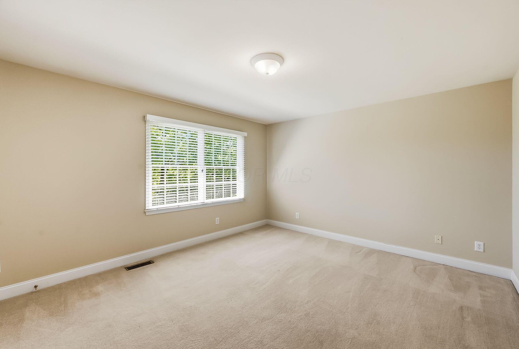 8226 Timber Mist Court