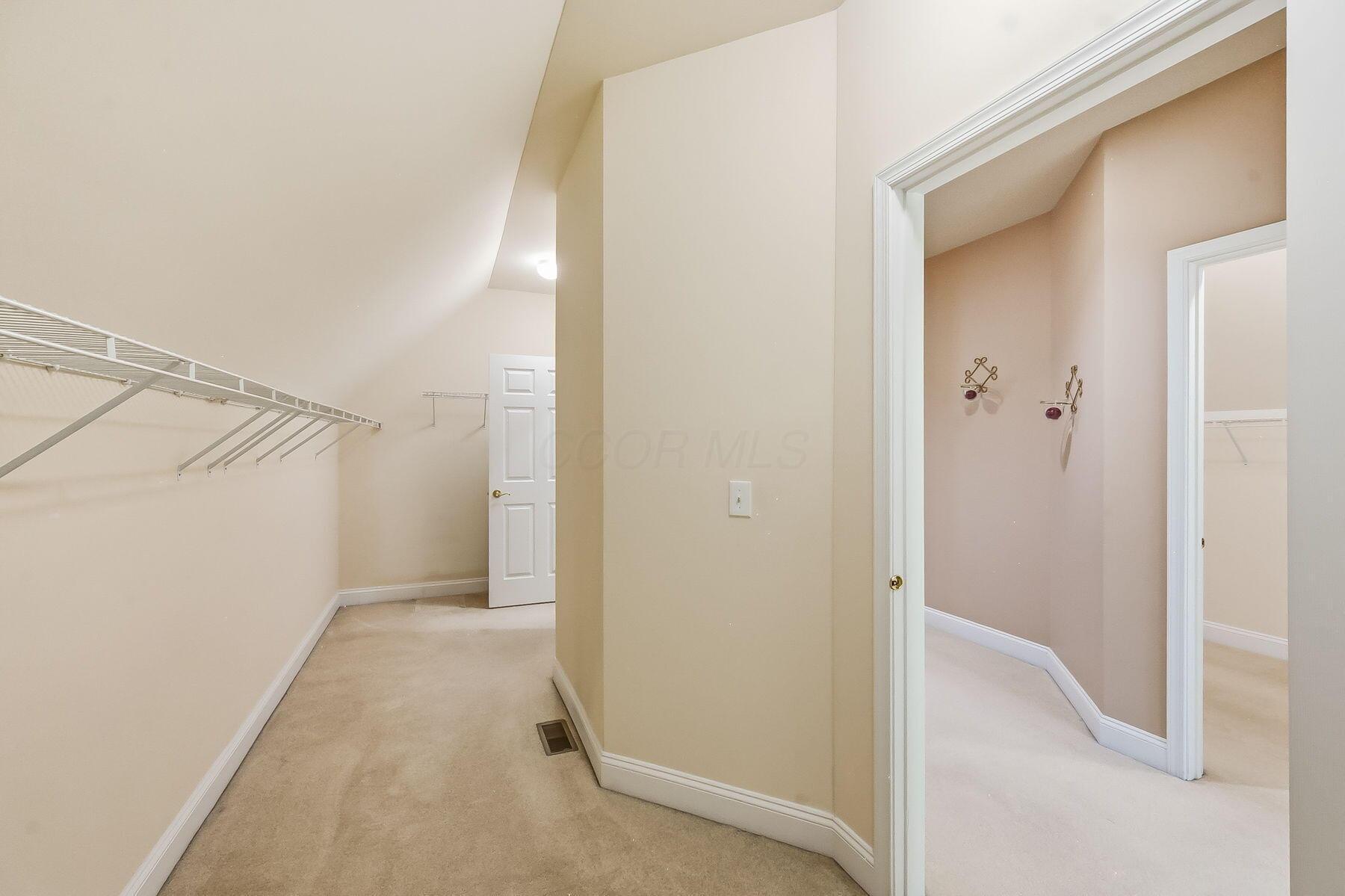 8226 Timber Mist Court