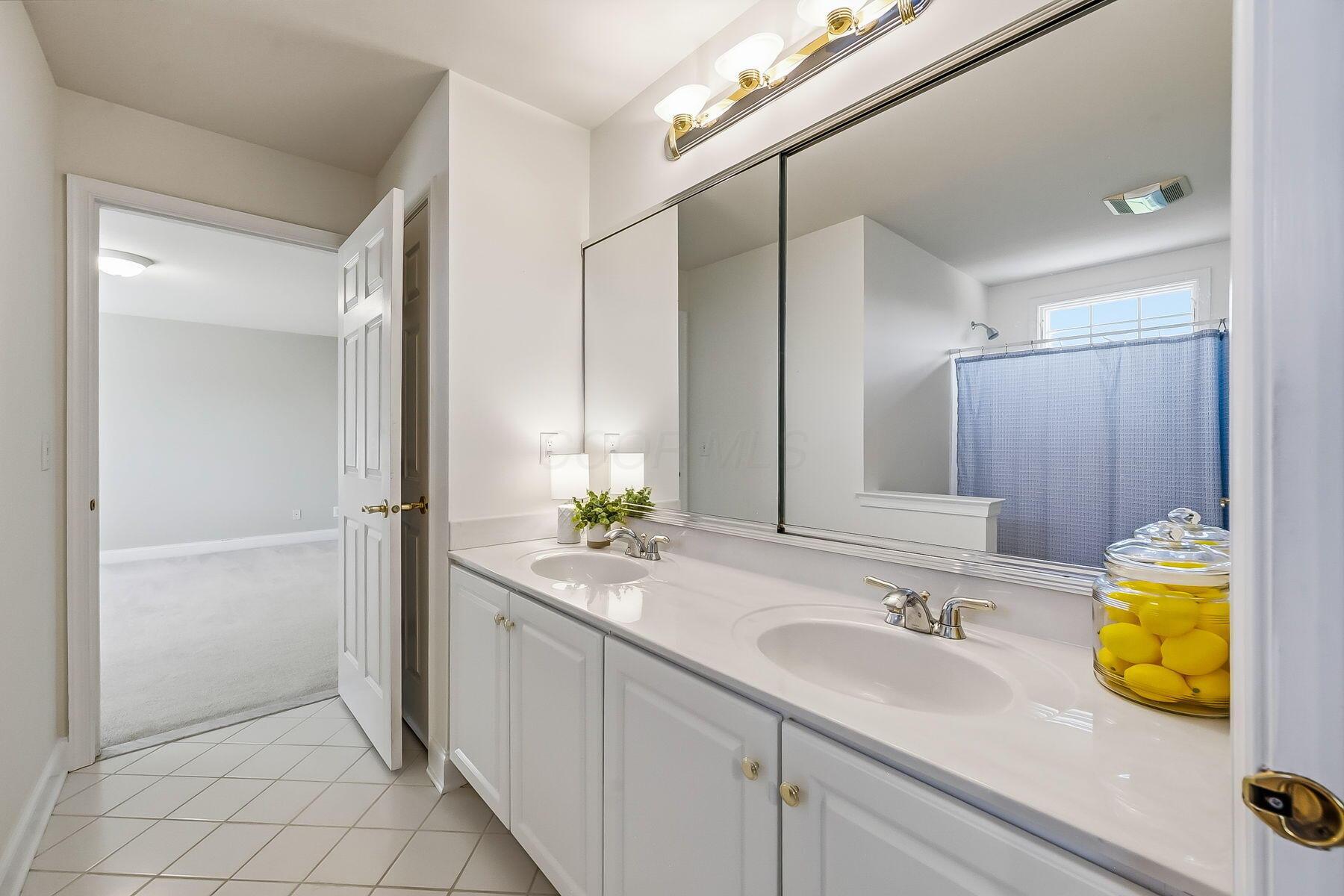 8226 Timber Mist Court