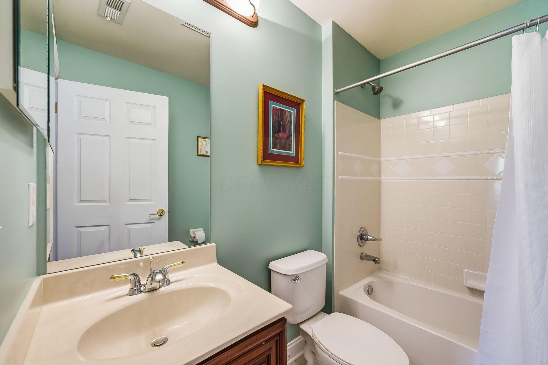 8226 Timber Mist Court