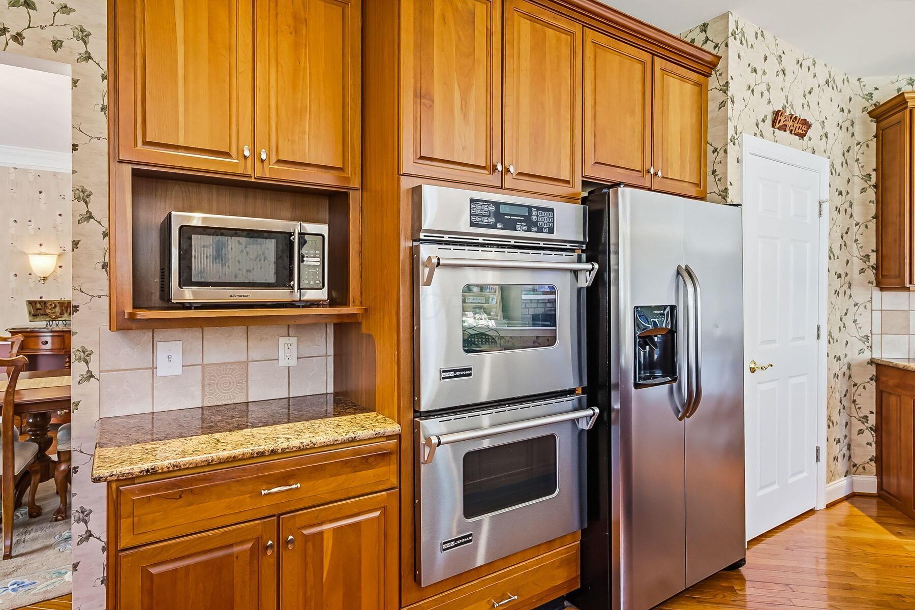 8226 Timber Mist Court