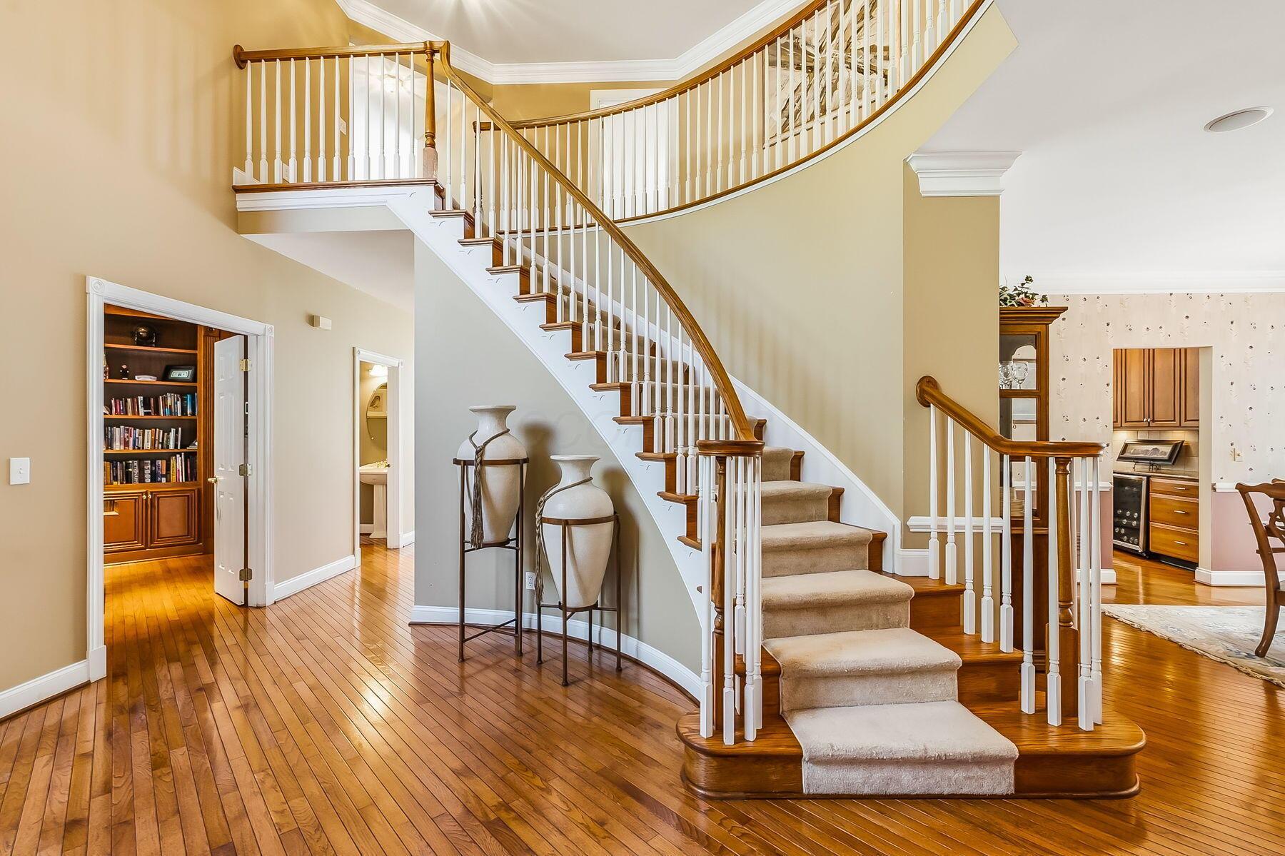 8226 Timber Mist Court
