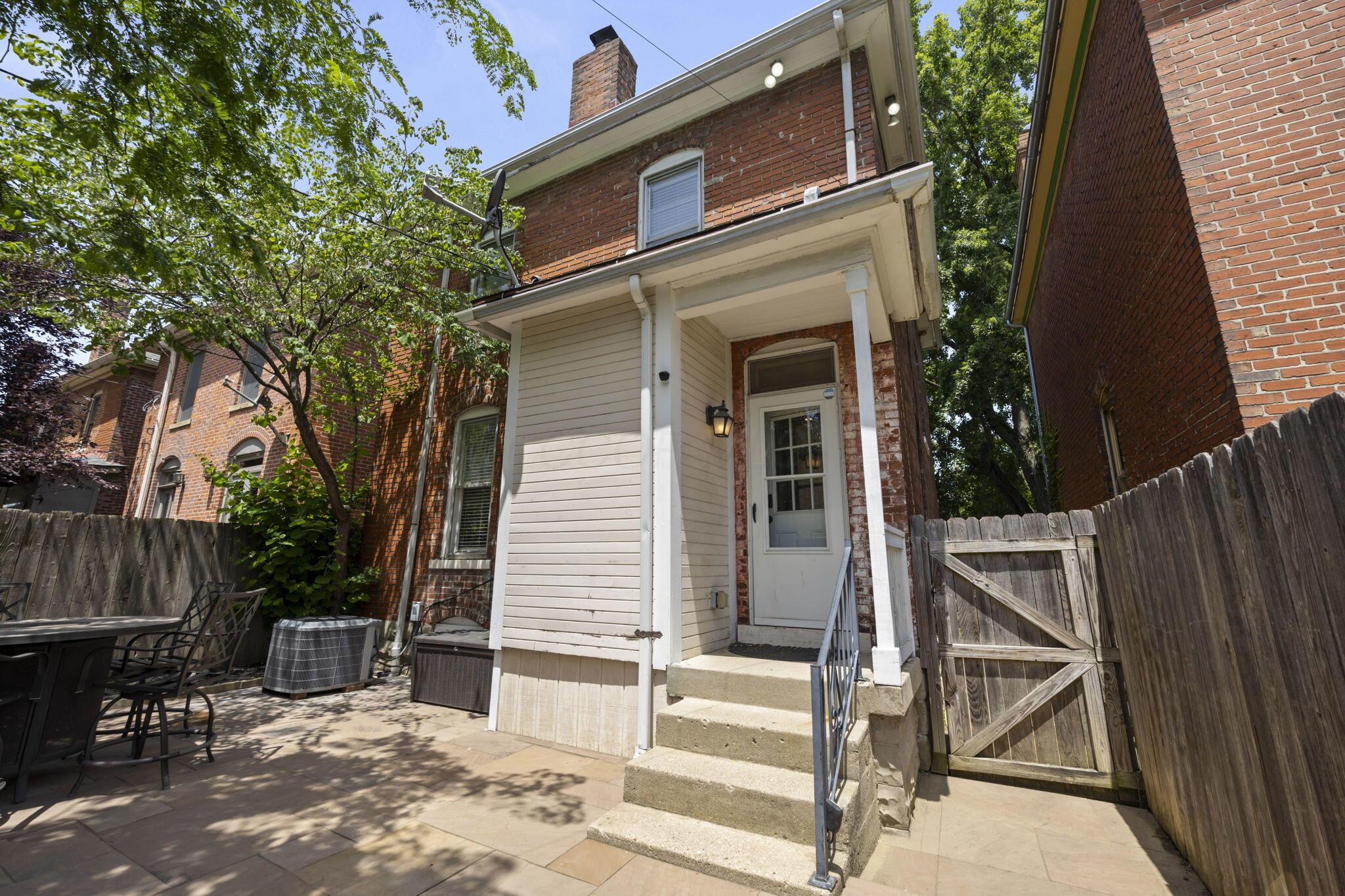 317 Tappan Street