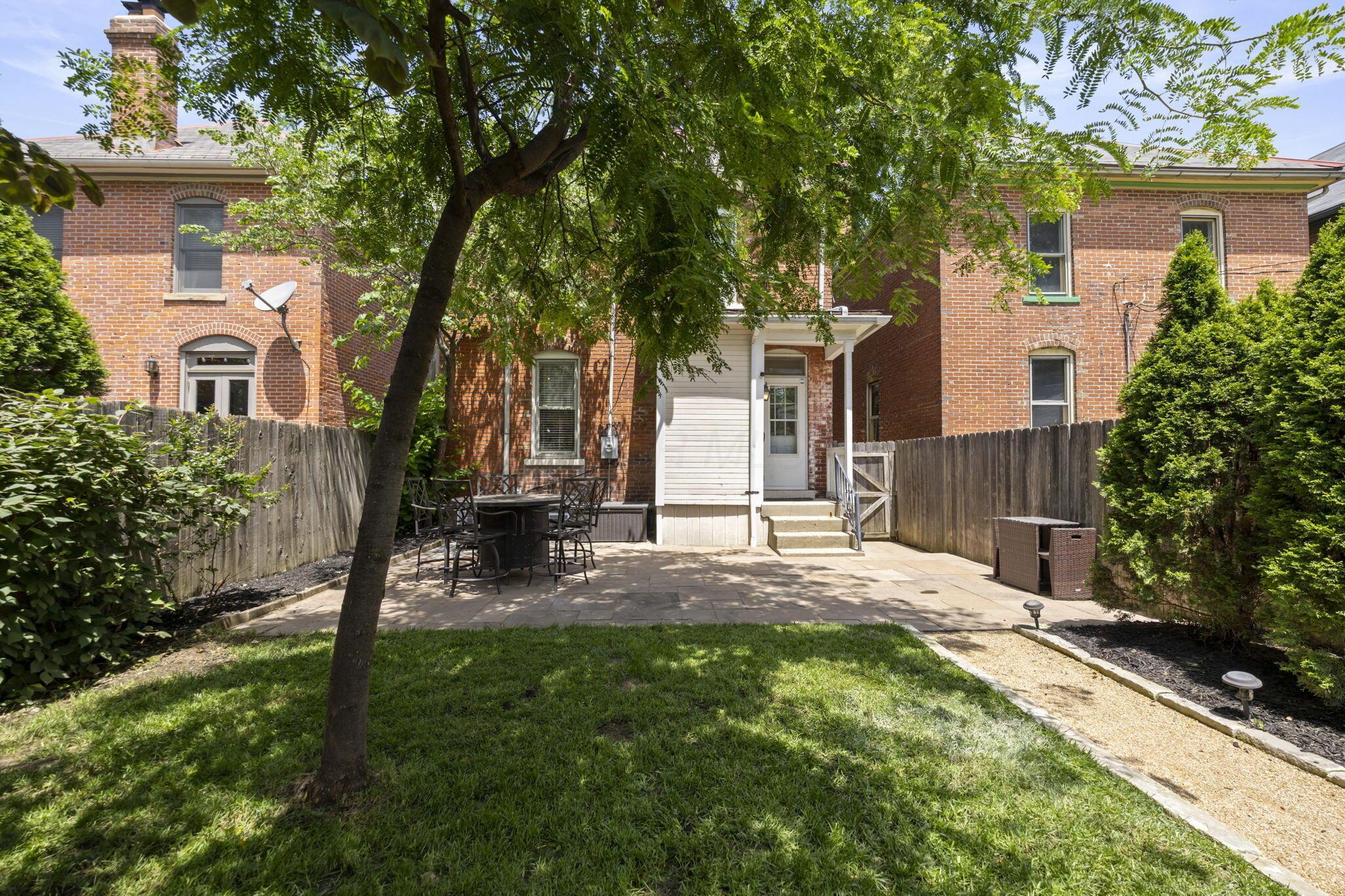 317 Tappan Street