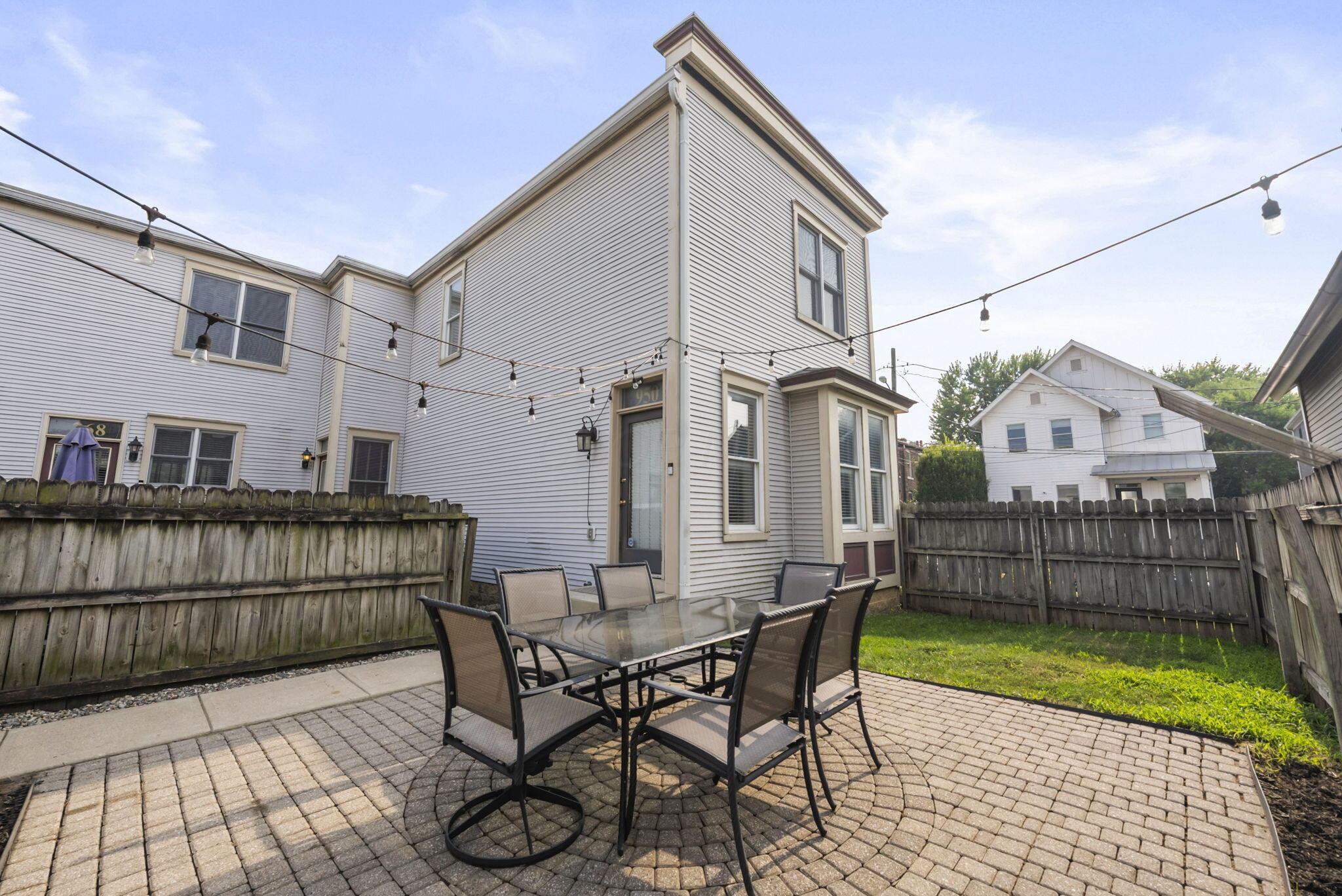 950 N 6th Street