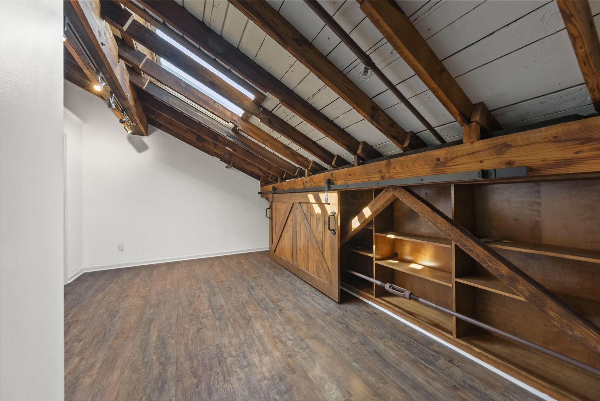 544 S Front Street, 317