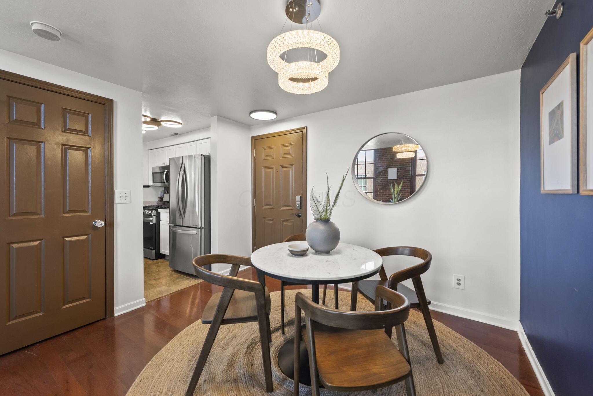 544 S Front Street, 317