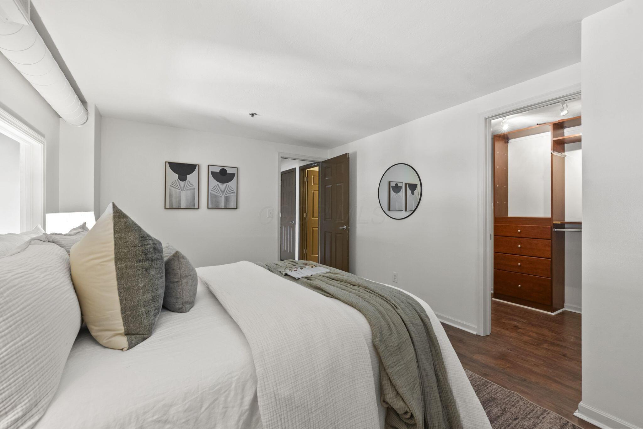 544 S Front Street, 317