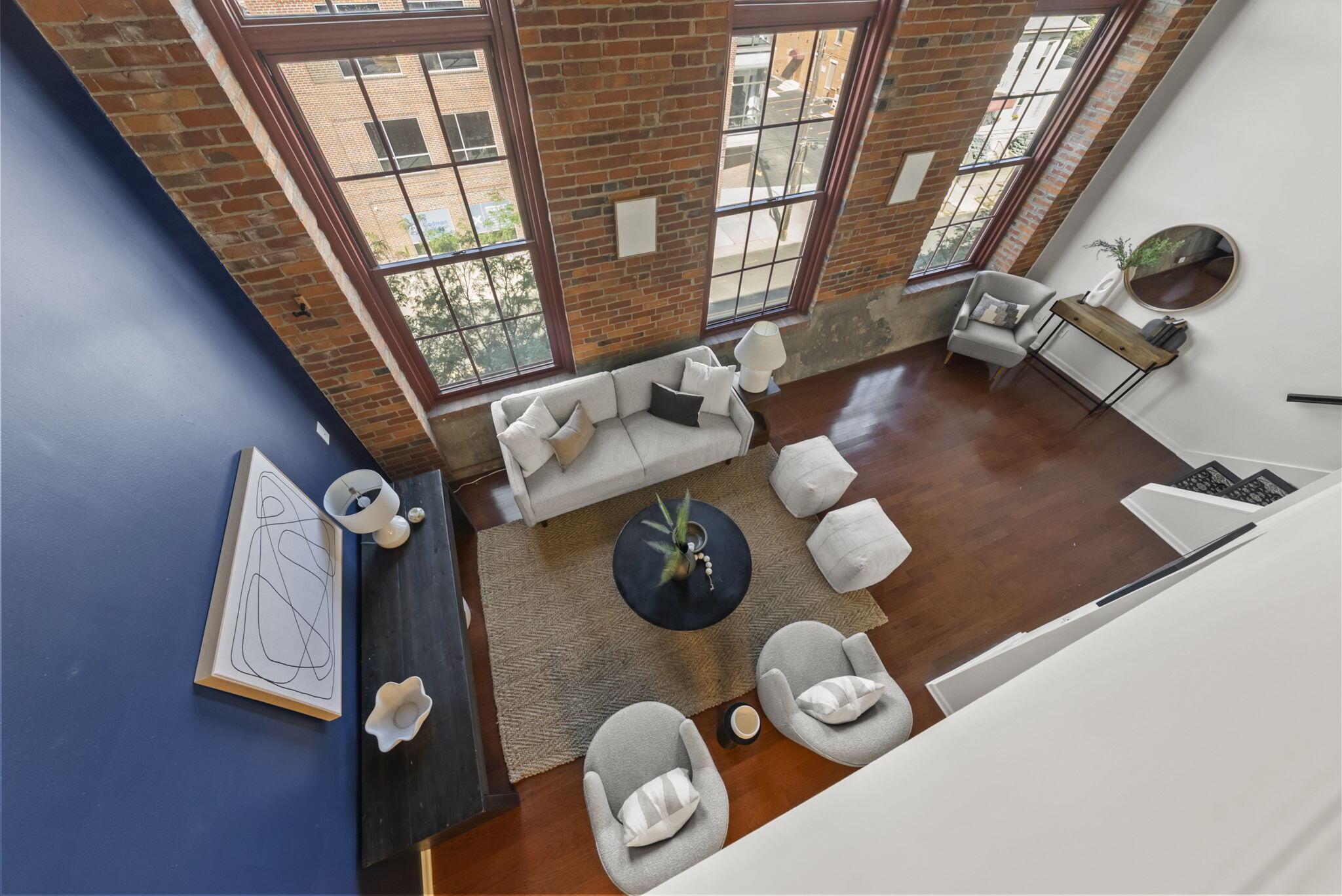 544 S Front Street, 317