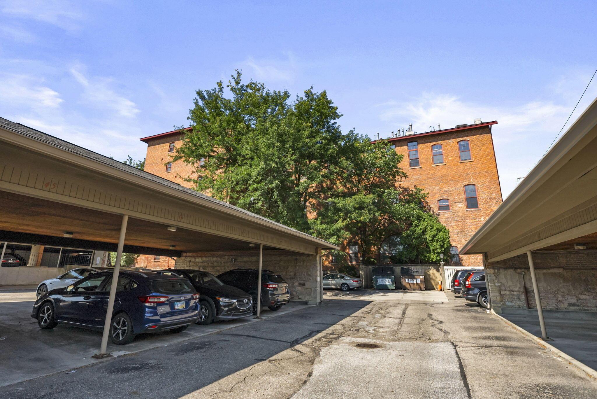 544 S Front Street, 317