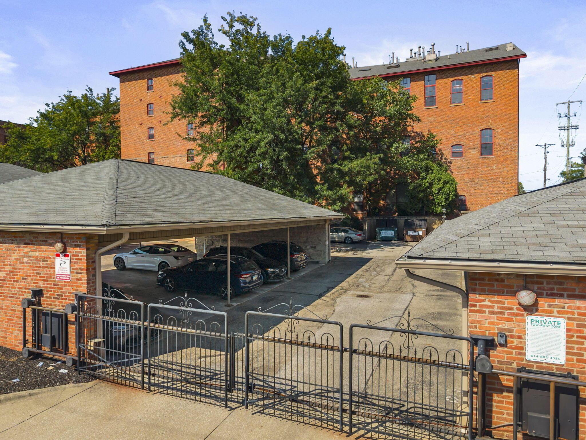 544 S Front Street, 317