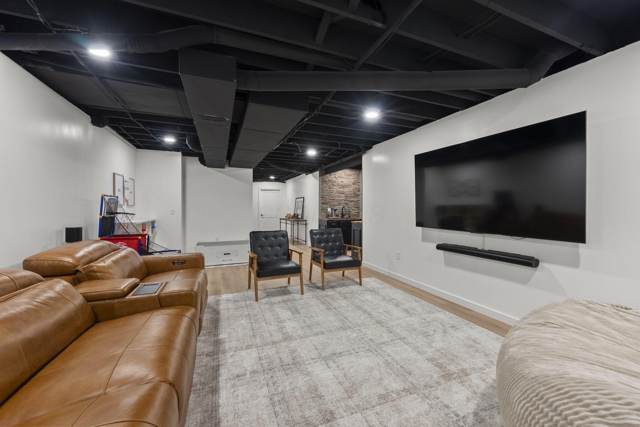 2586 Panhandle Road