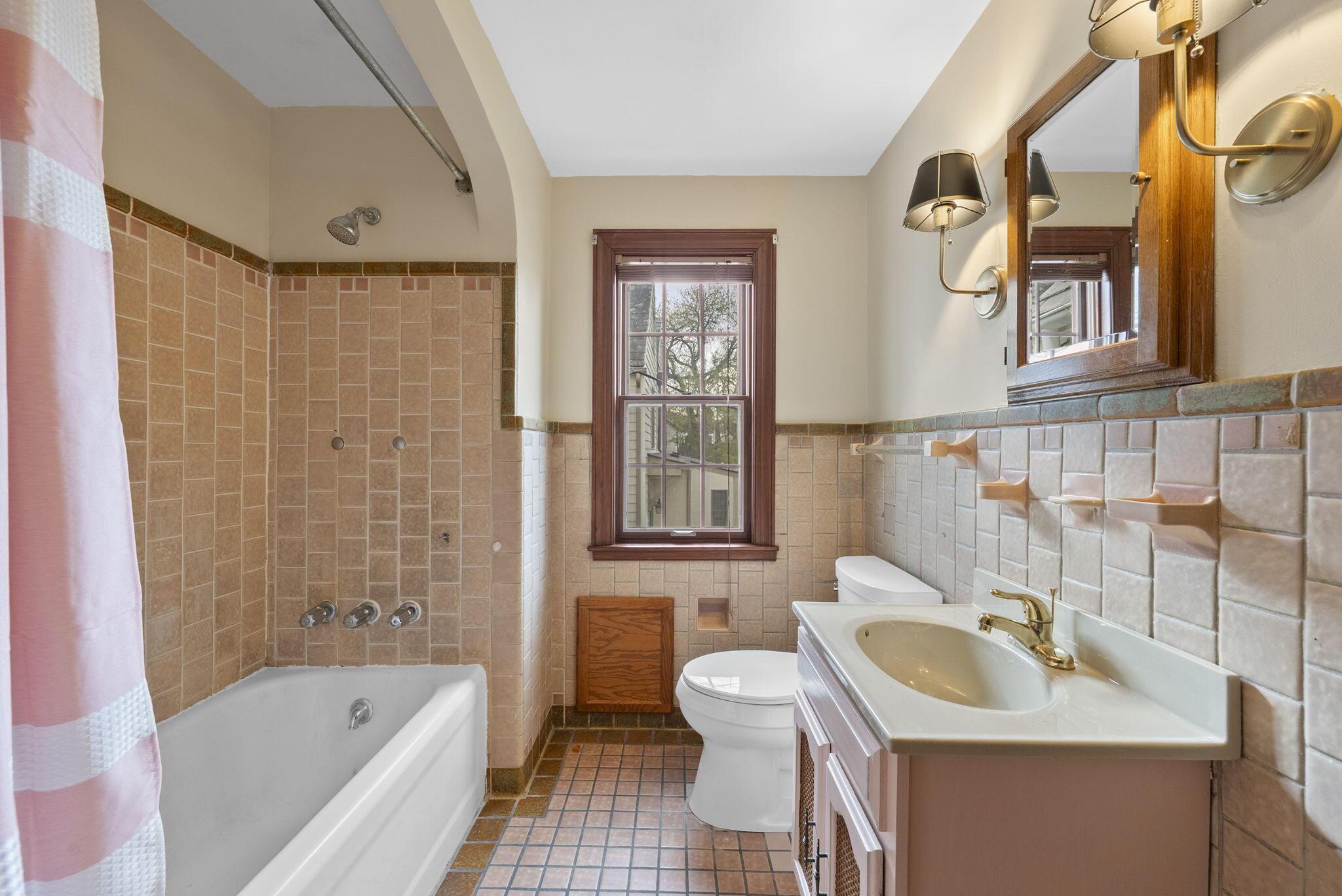 2505 Coventry Road