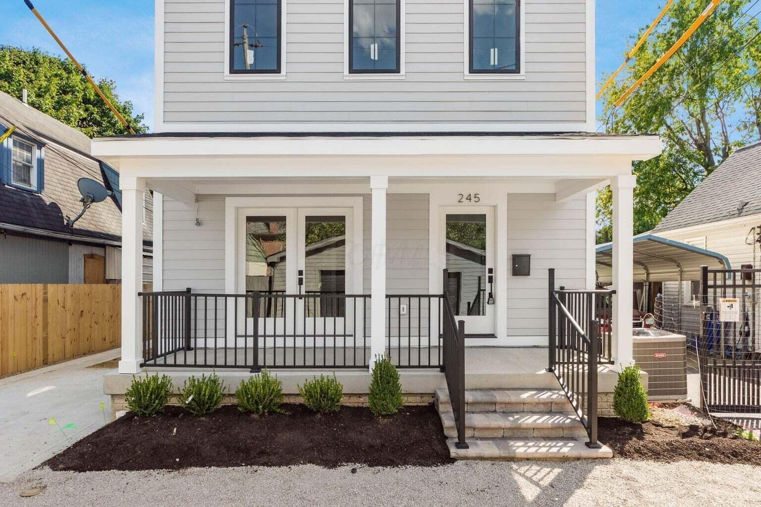 245 E Redbud Alley