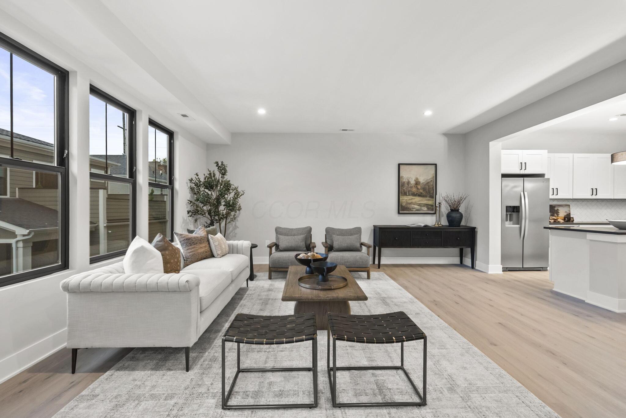 535 W Chapel Street