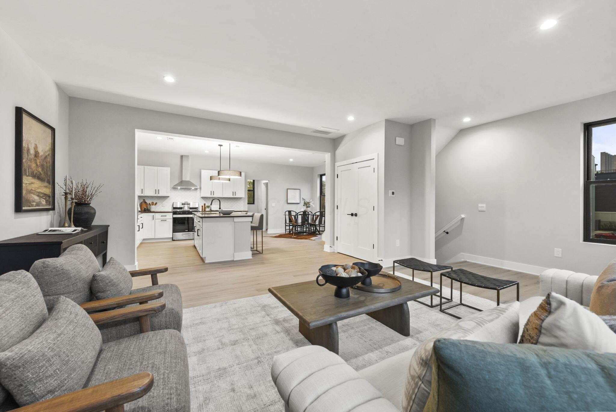 535 W Chapel Street