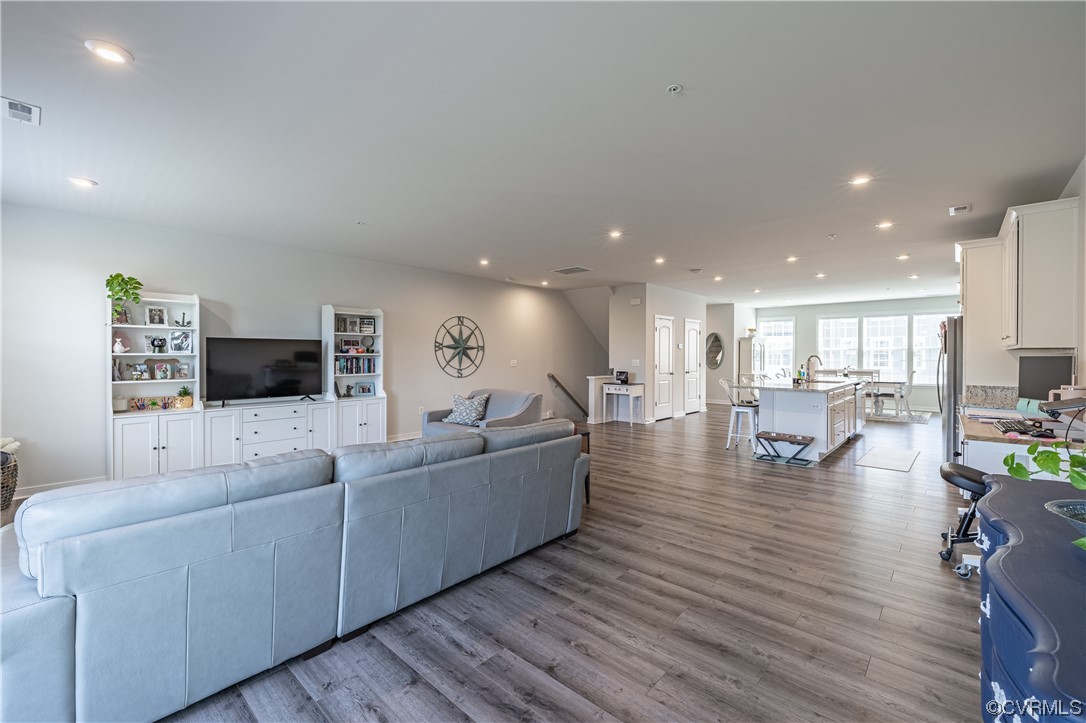 5924 Laurel Bed Ln Unit#B