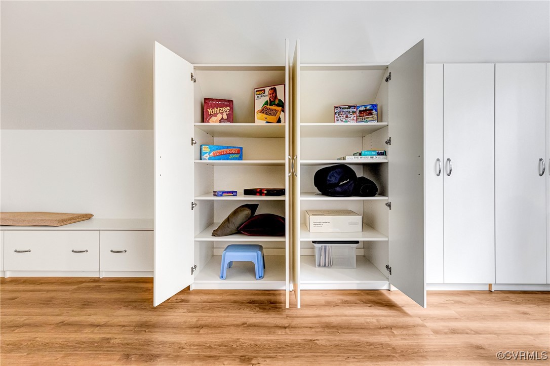 10103 Chestnut Grove Ter