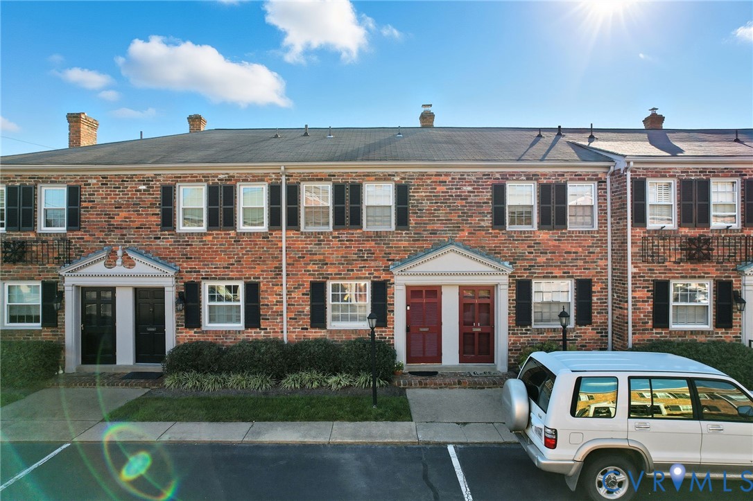 403 N Hamilton St Unit#J