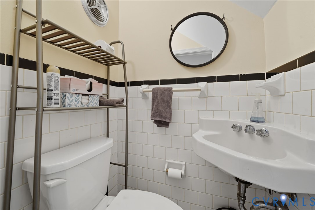 403 N Hamilton St Unit#J