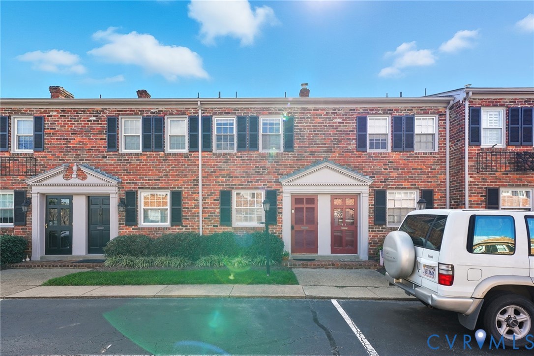 403 N Hamilton St Unit#J