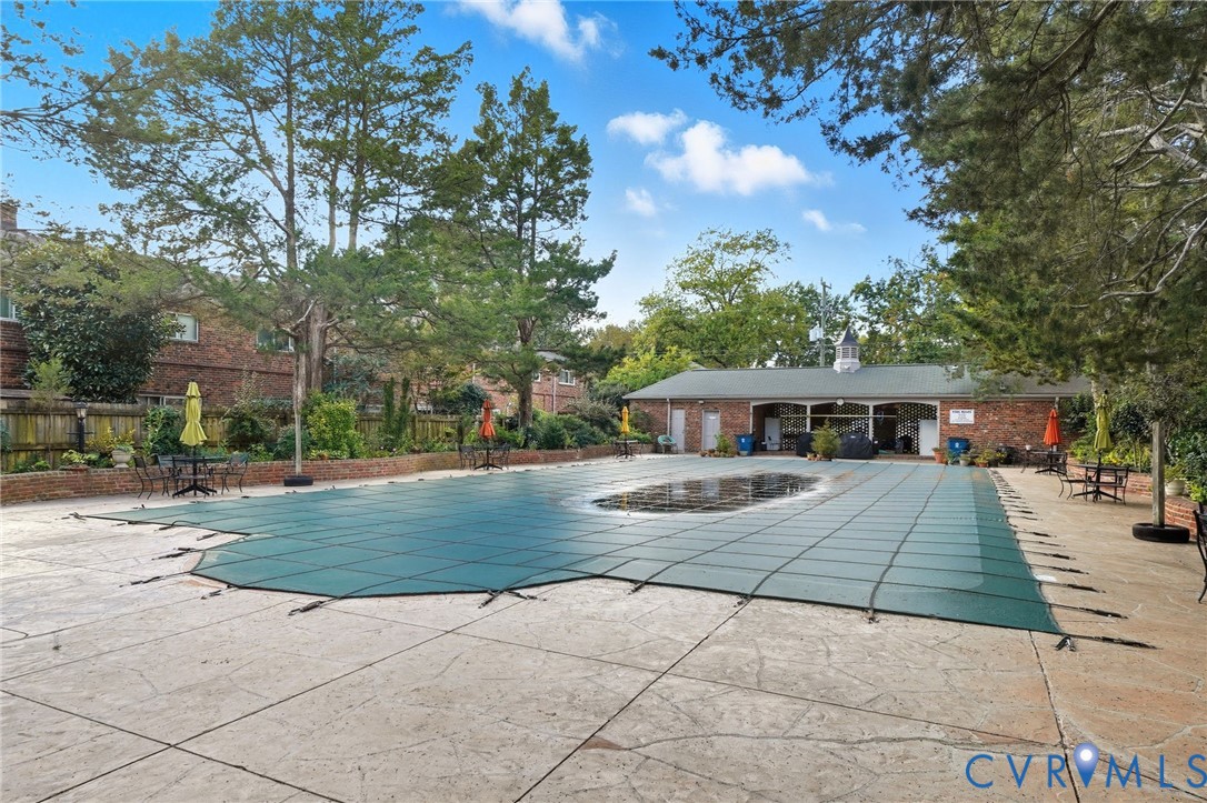 403 N Hamilton St Unit#J