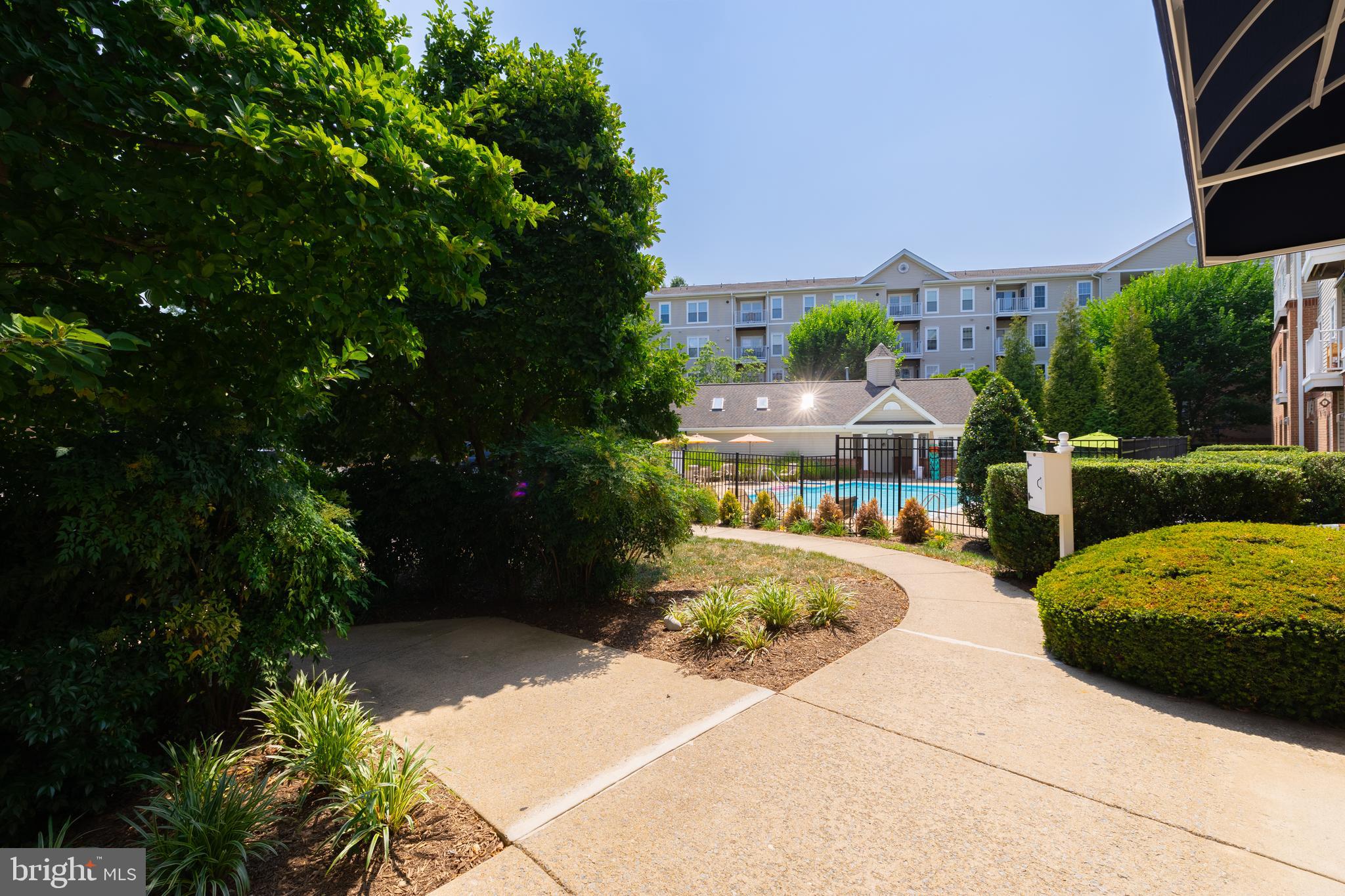 7000 FALLS REACH DR #410