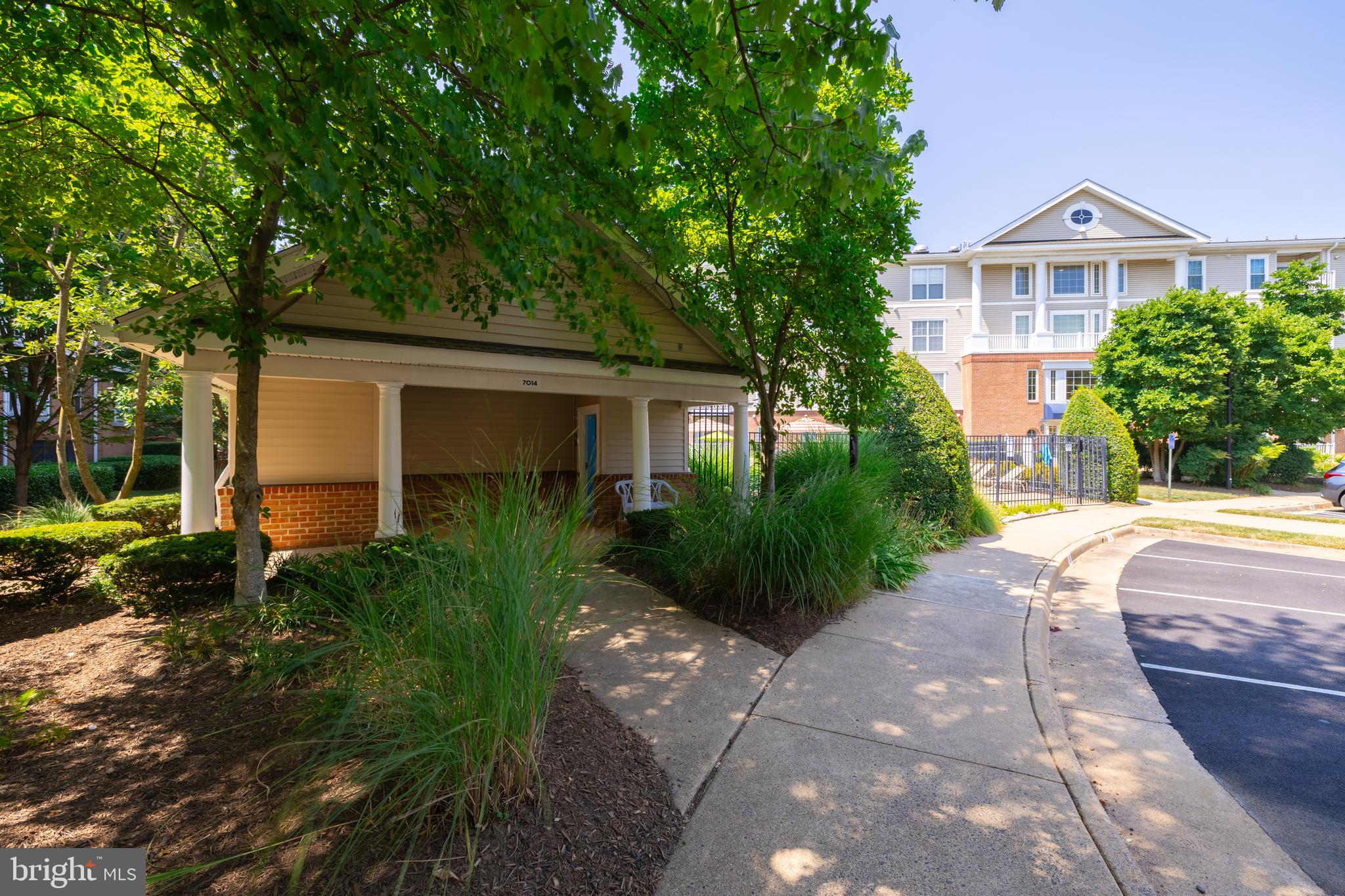 7000 FALLS REACH DR #410