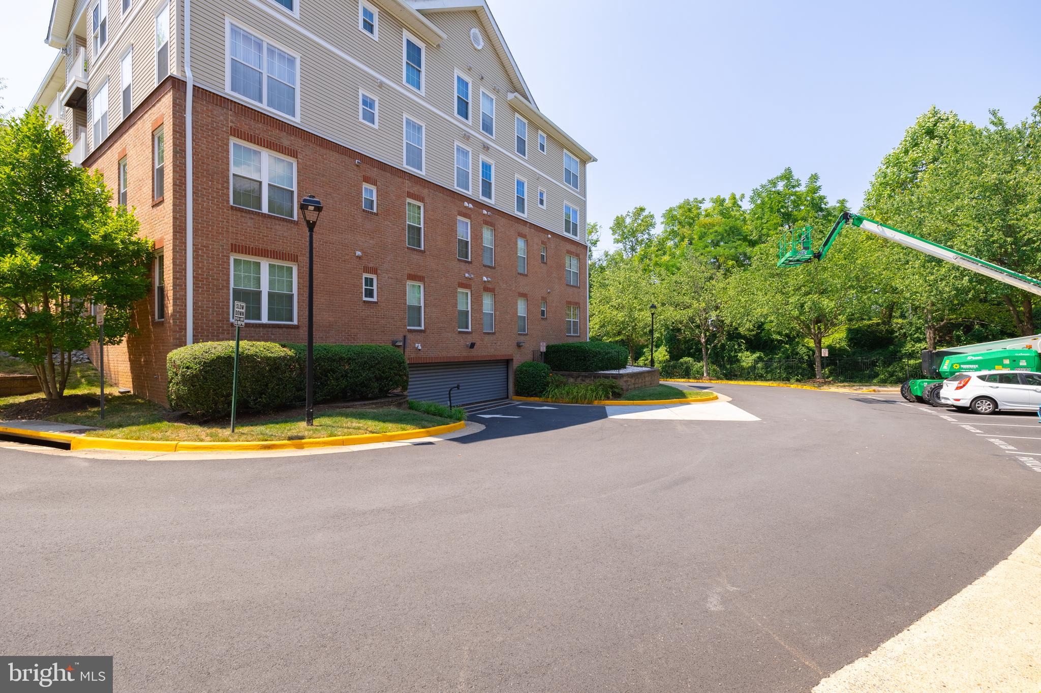 7000 FALLS REACH DR #410