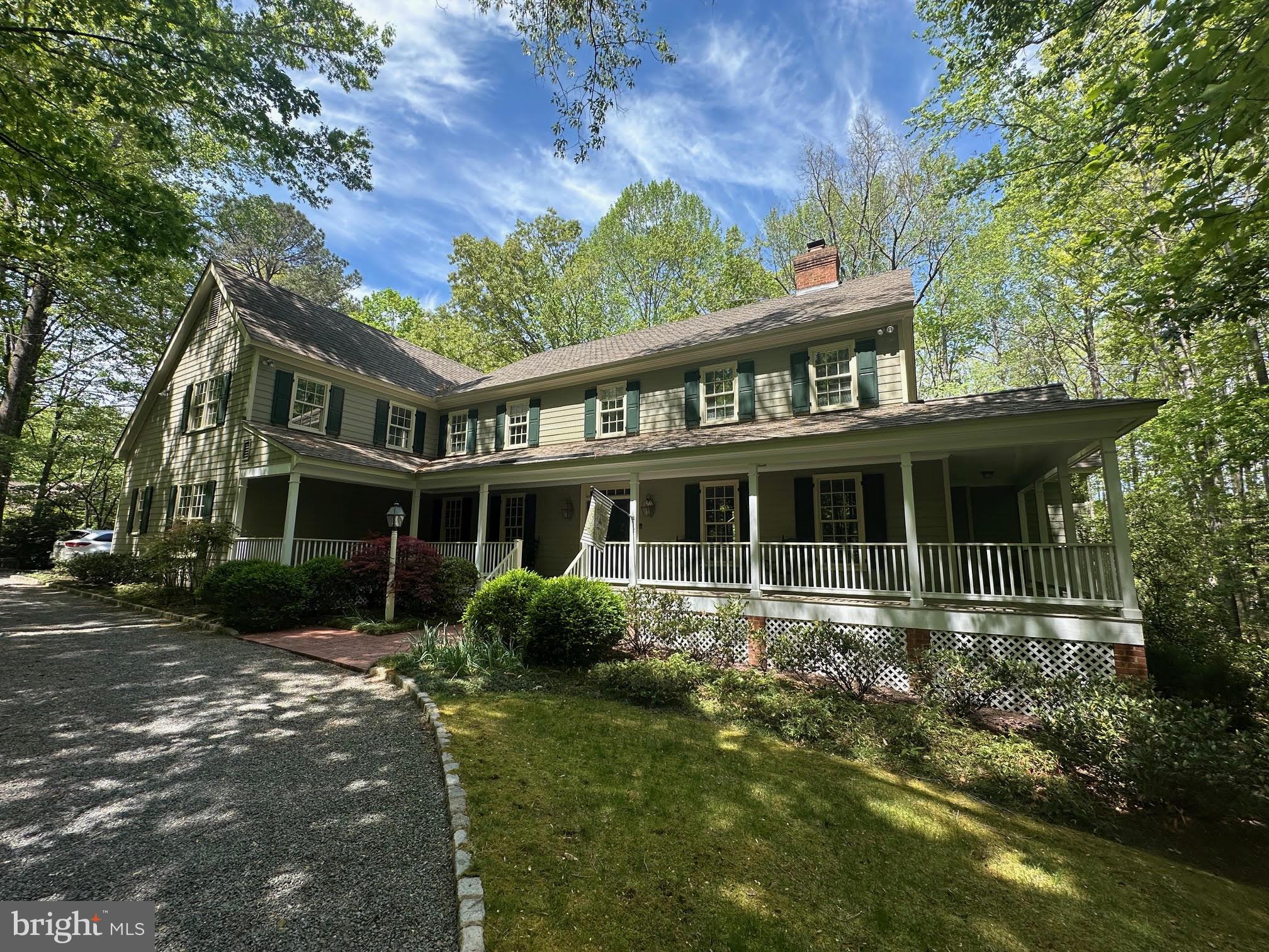 328 Perrow Ln