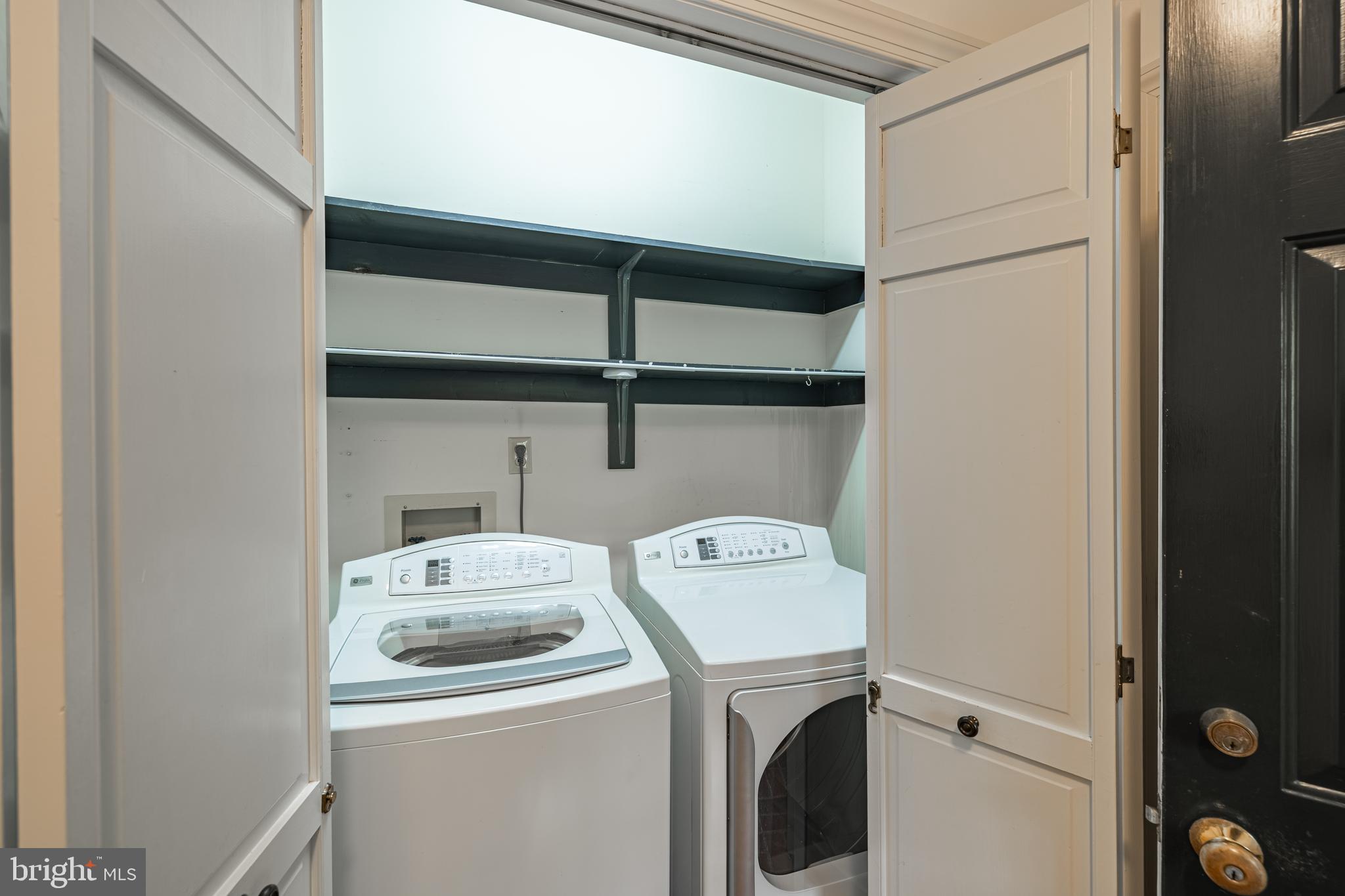 328 Perrow Ln
