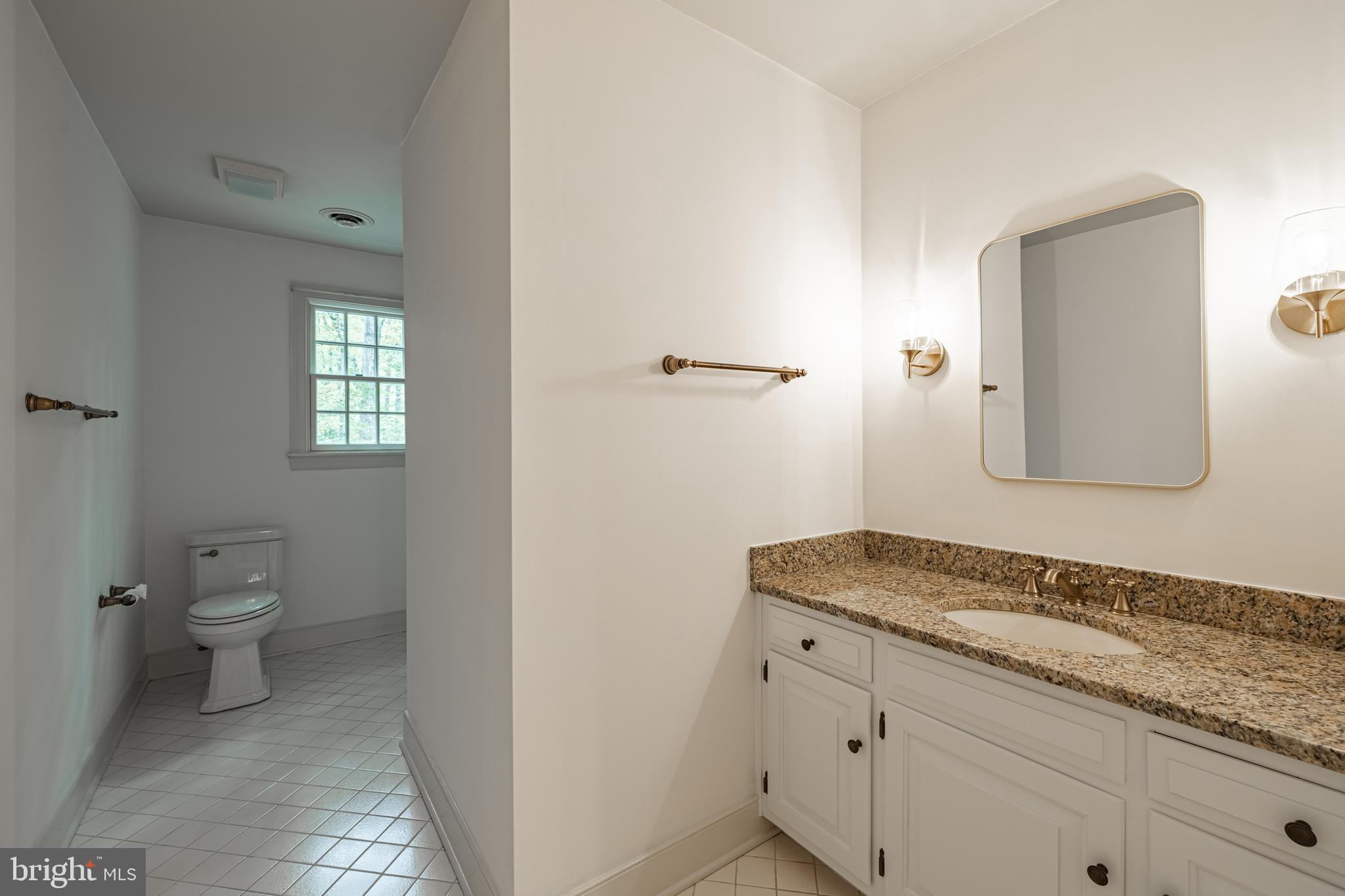 328 Perrow Ln