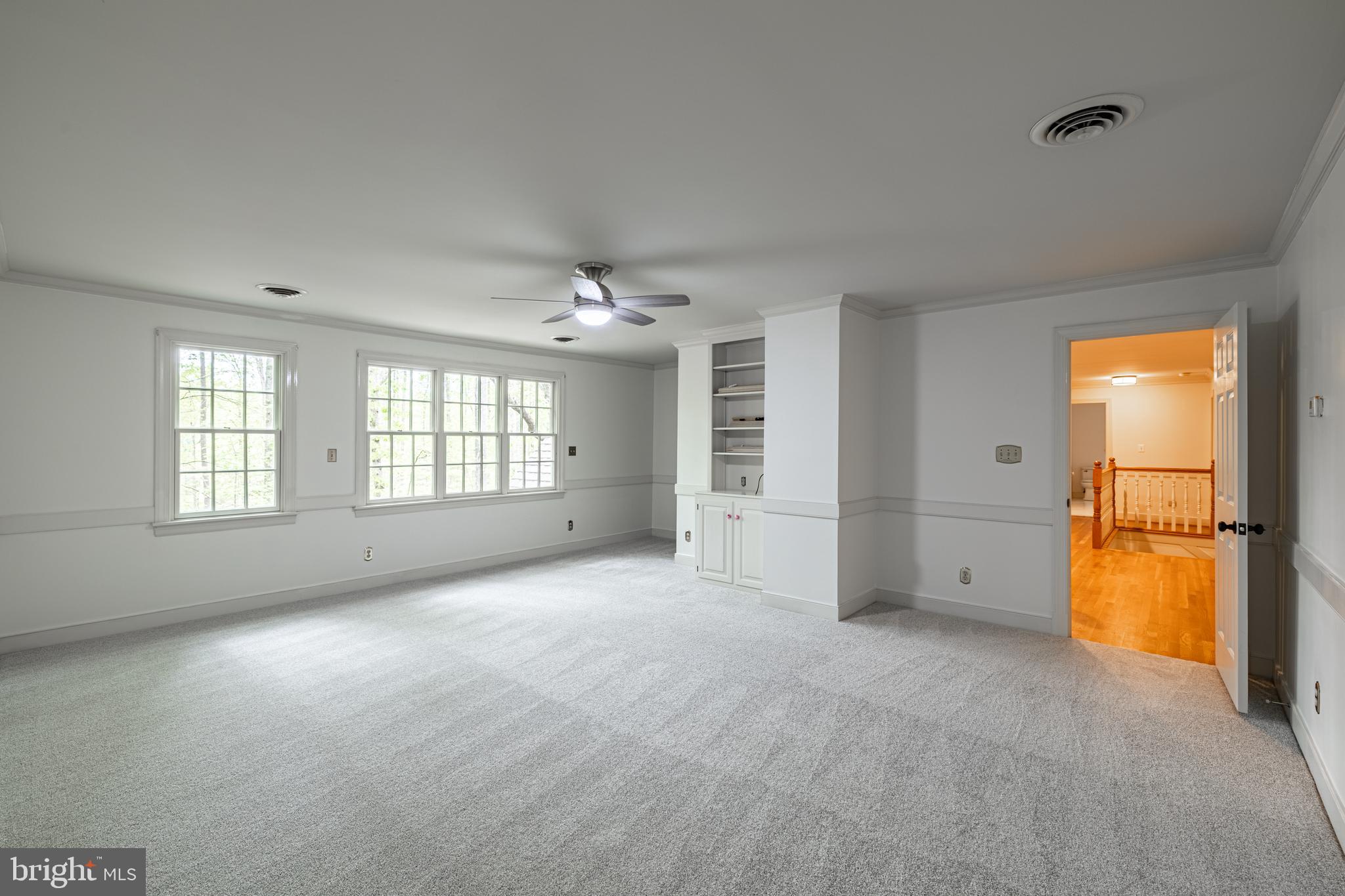 328 Perrow Ln