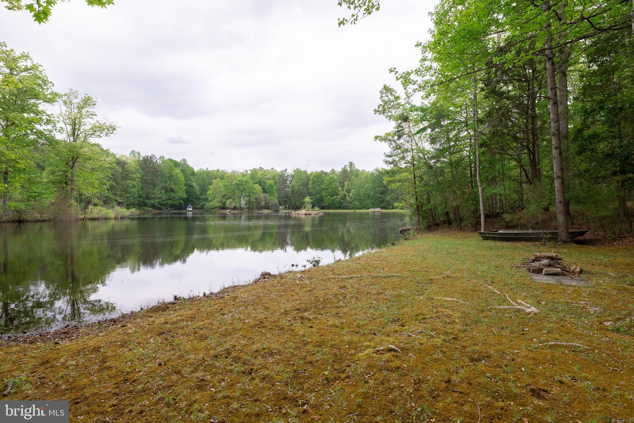 328 Perrow Ln