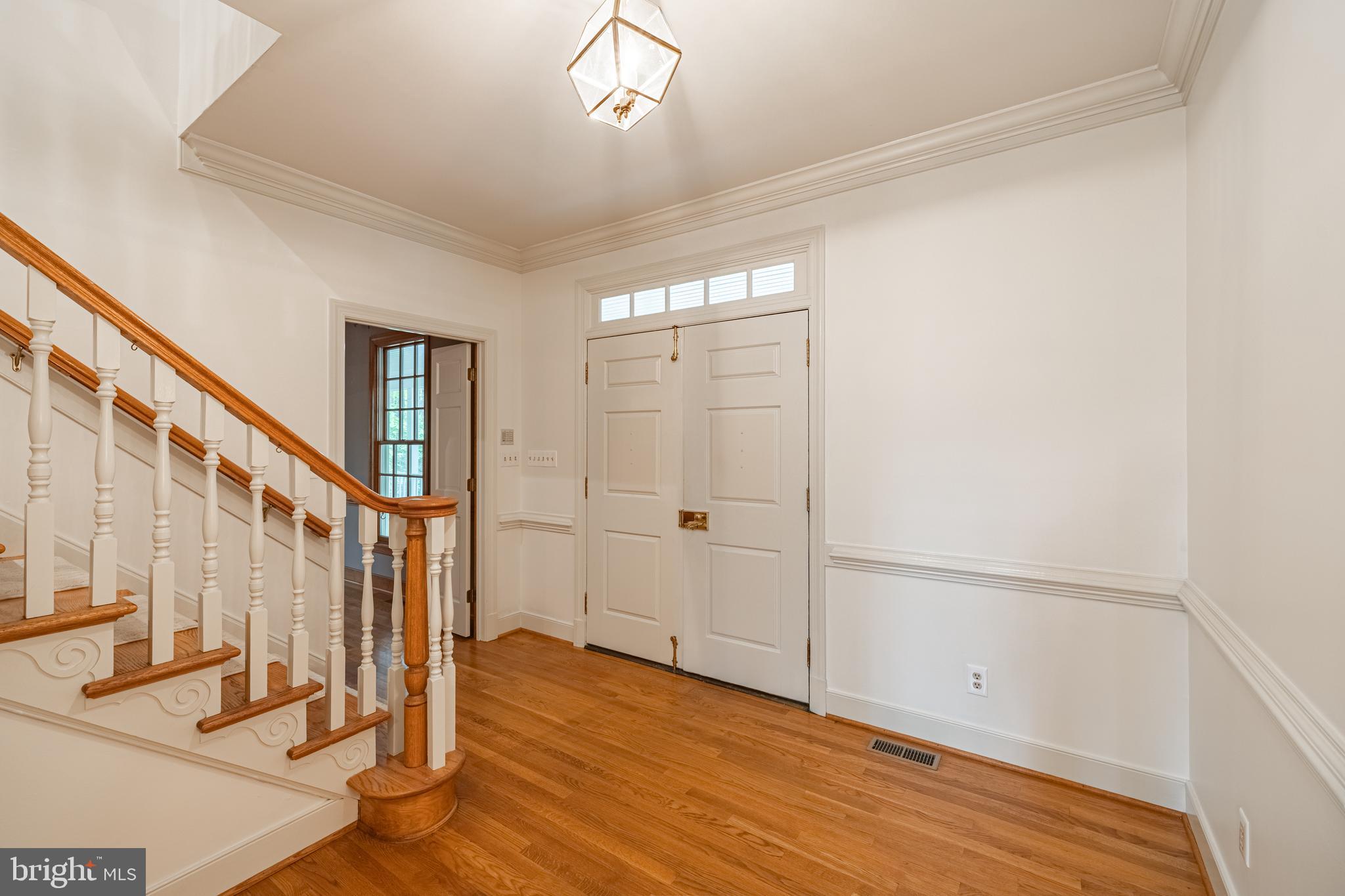 328 Perrow Ln