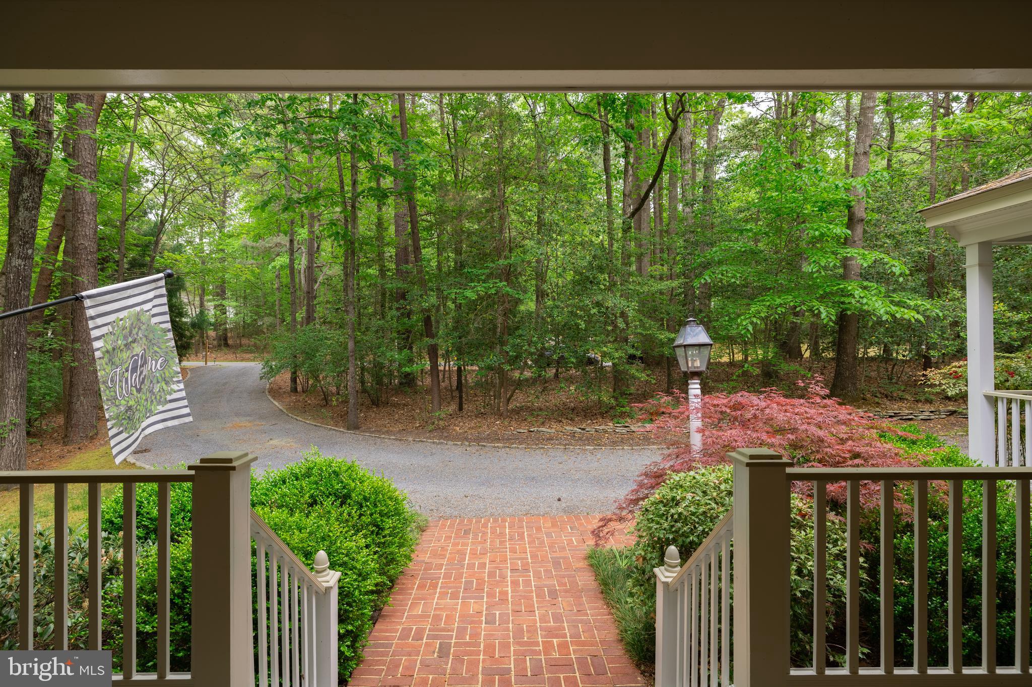 328 Perrow Ln