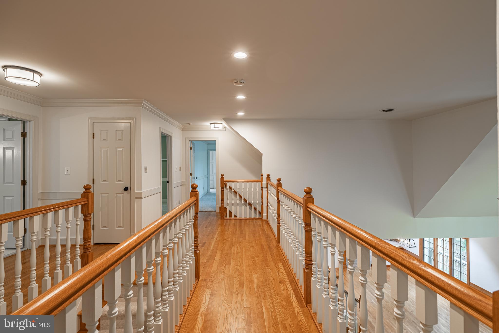 328 Perrow Ln