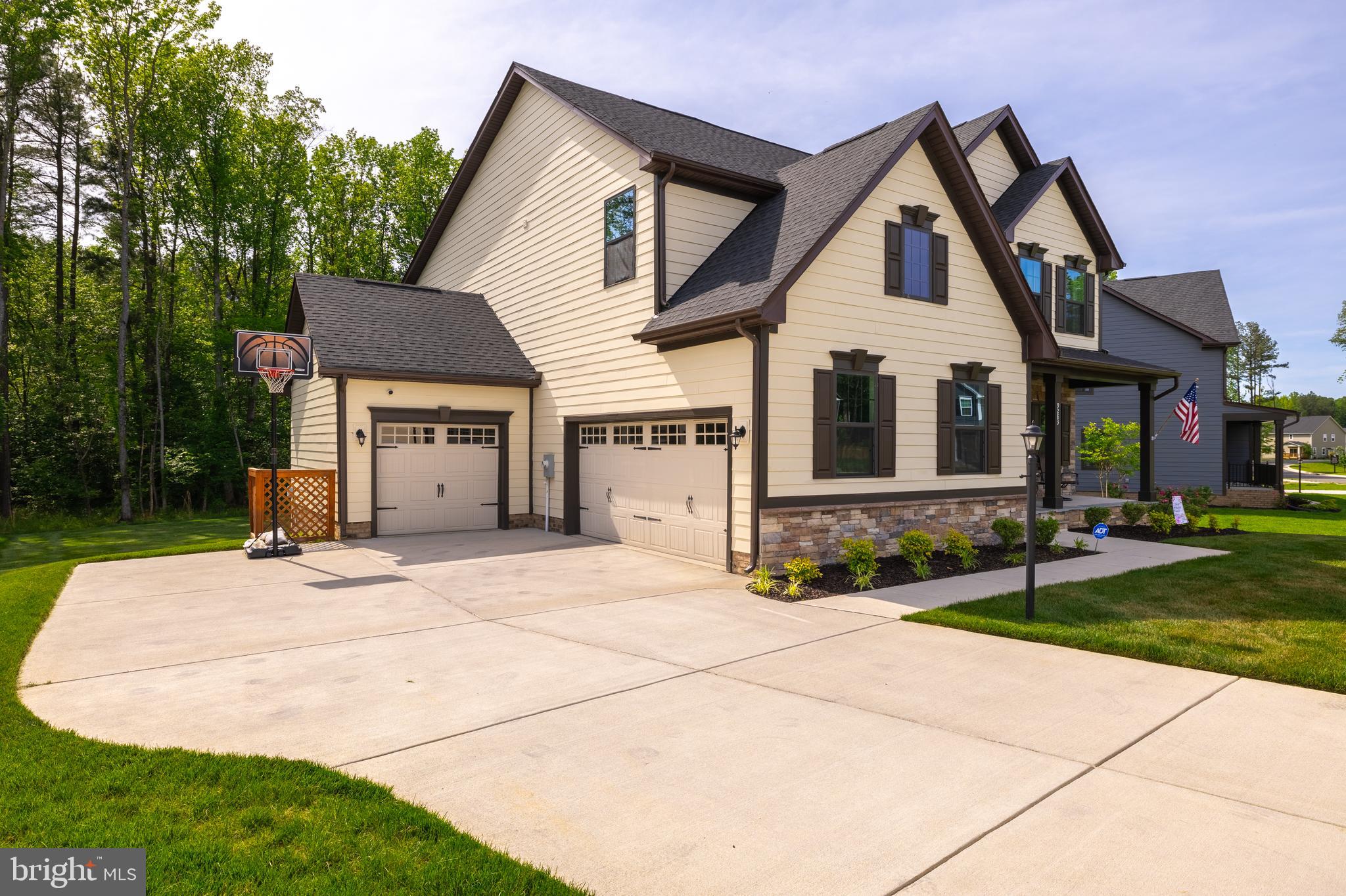 9283 Giles Pond Dr