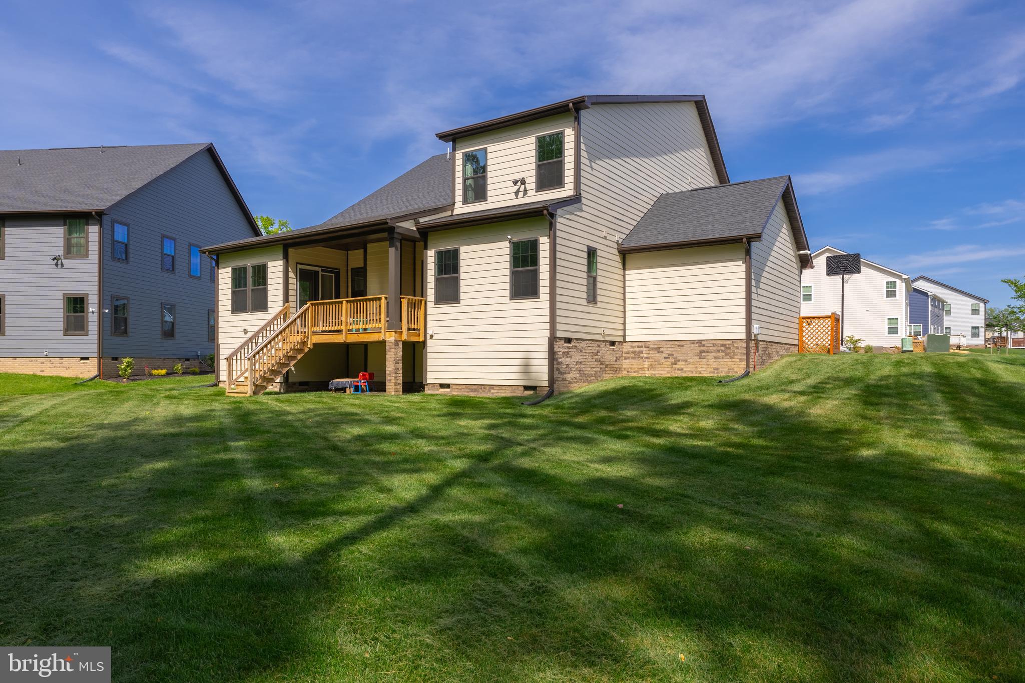 9283 Giles Pond Dr