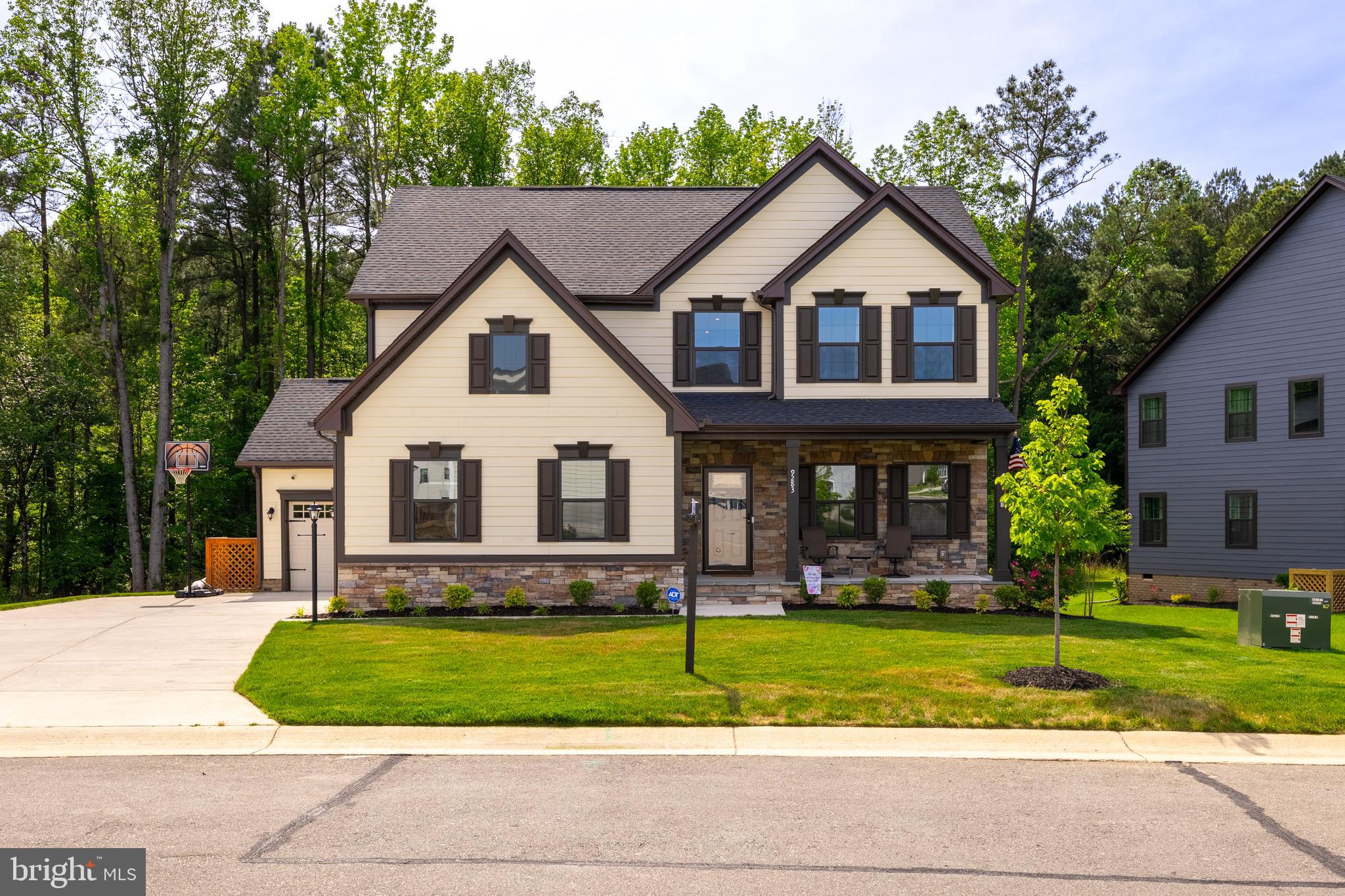 9283 Giles Pond Dr