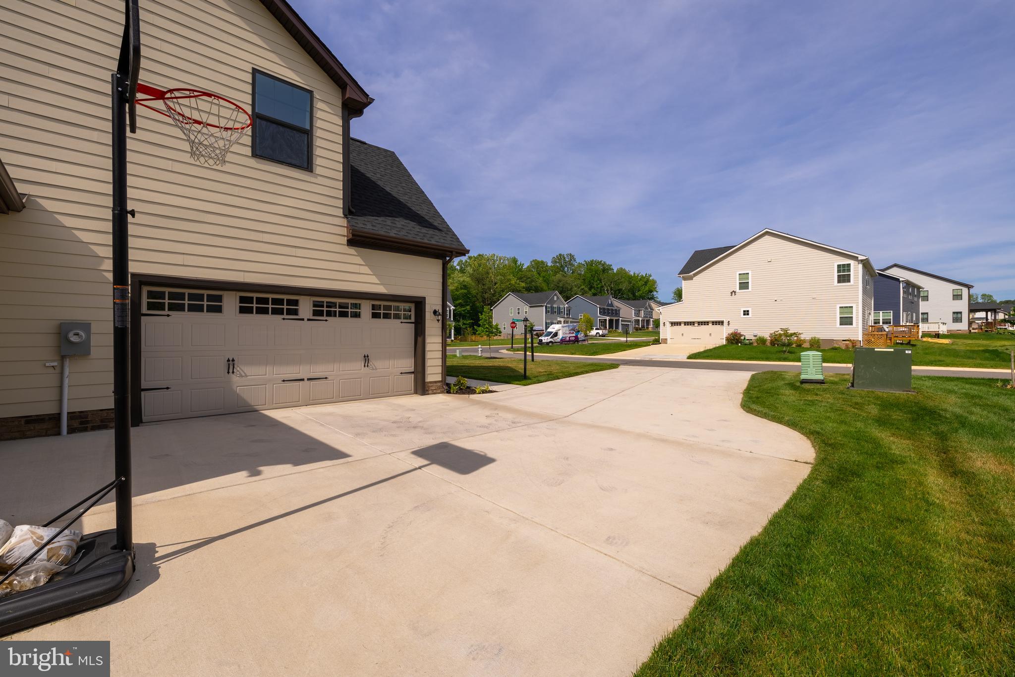 9283 Giles Pond Dr