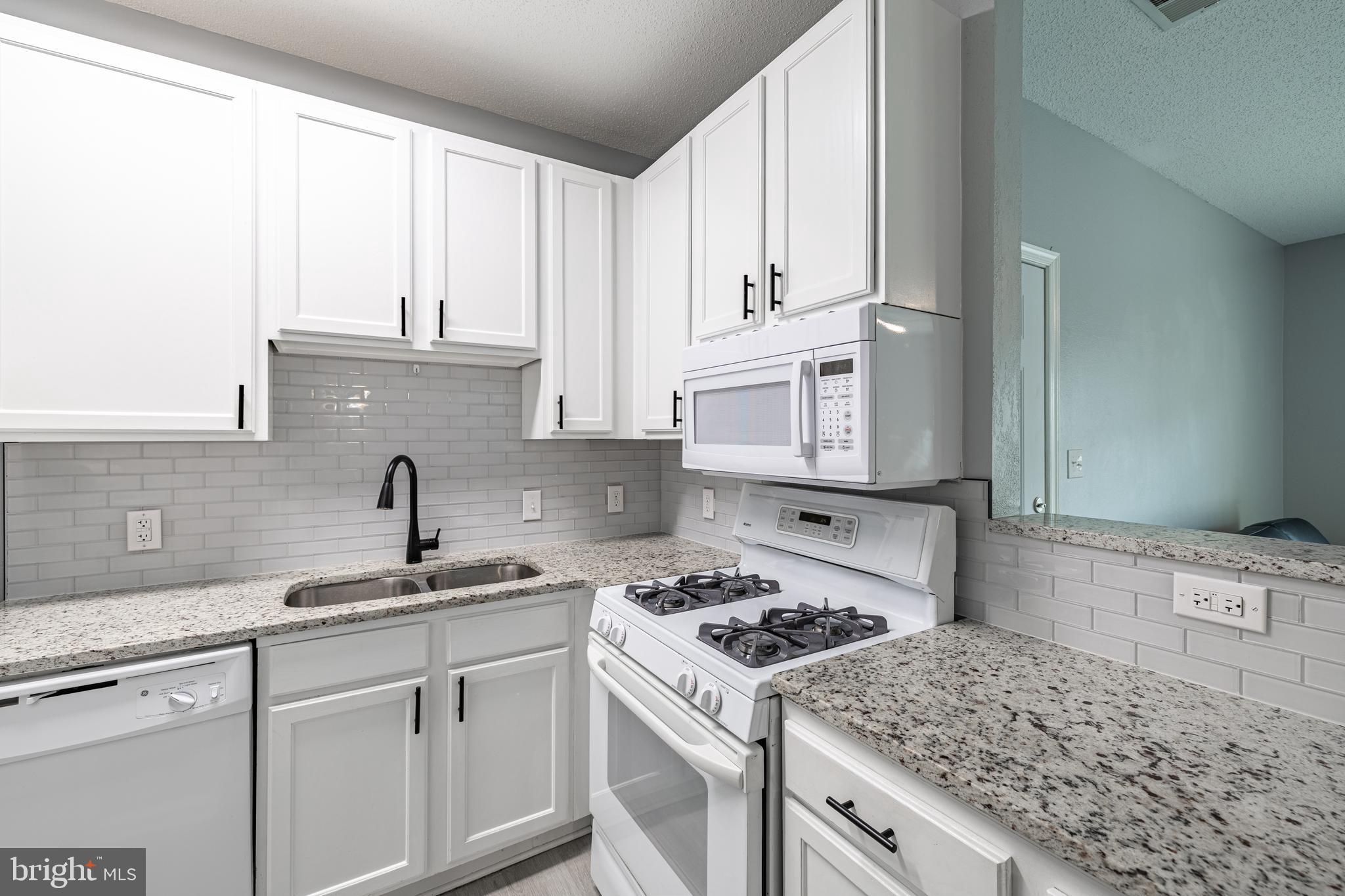 810-E Brassie Ln #810-E