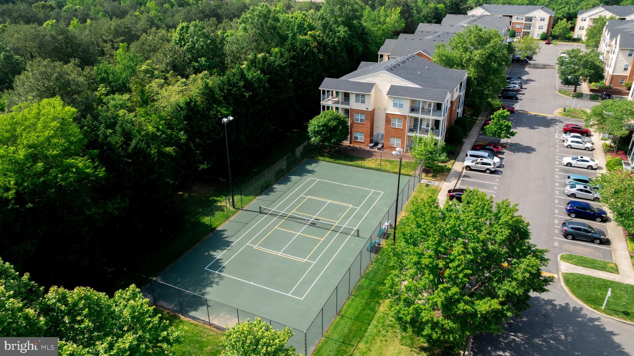 810-E Brassie Ln #810-E