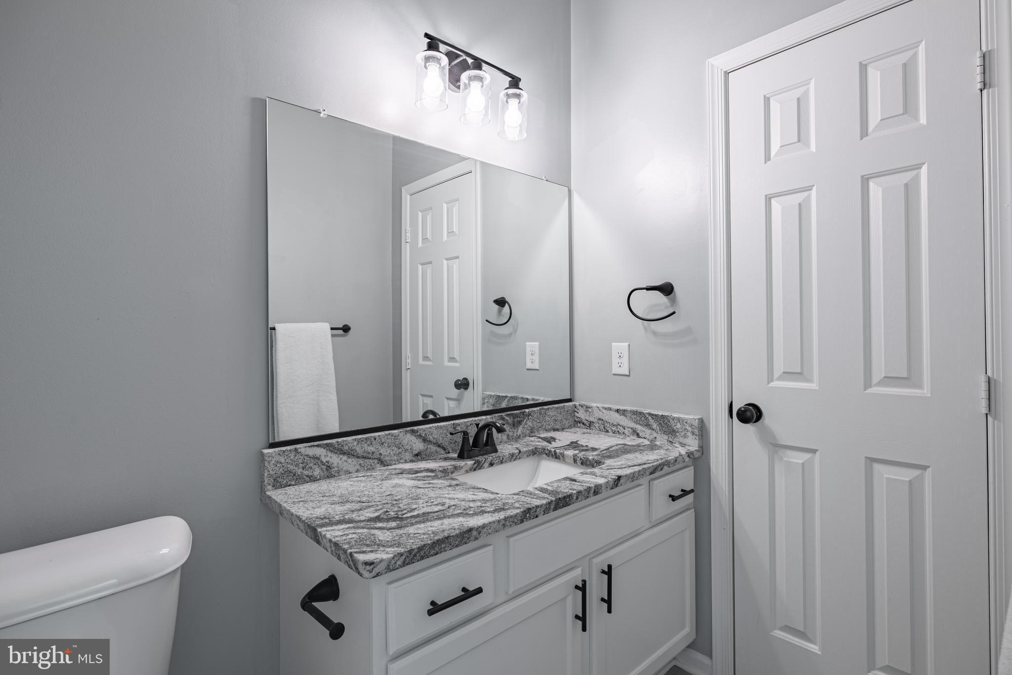 810-E Brassie Ln #810-E