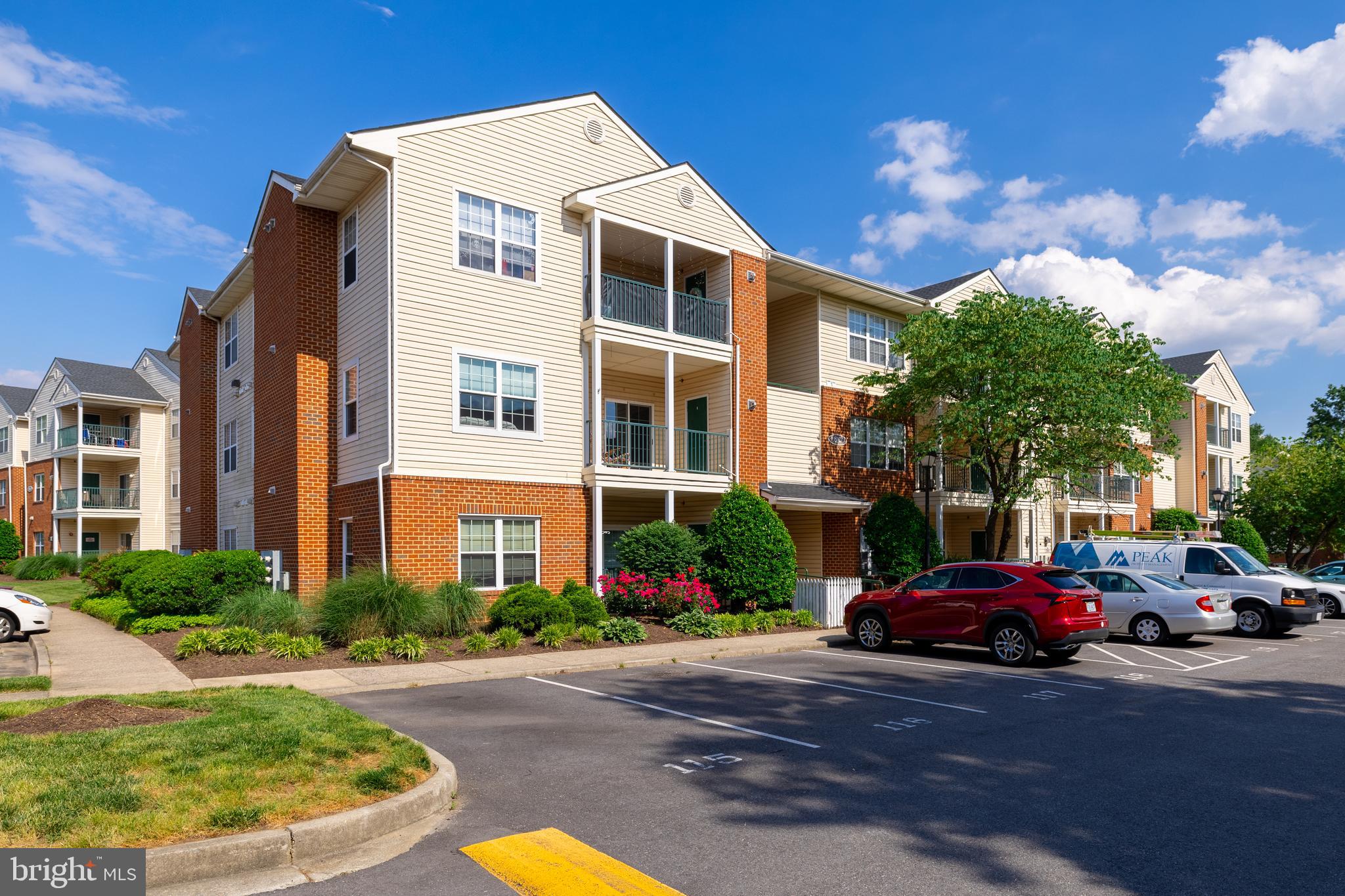 810-E Brassie Ln #810-E