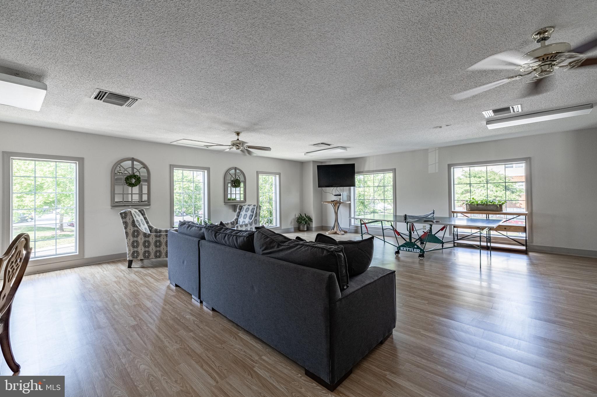 810-E Brassie Ln #810-E